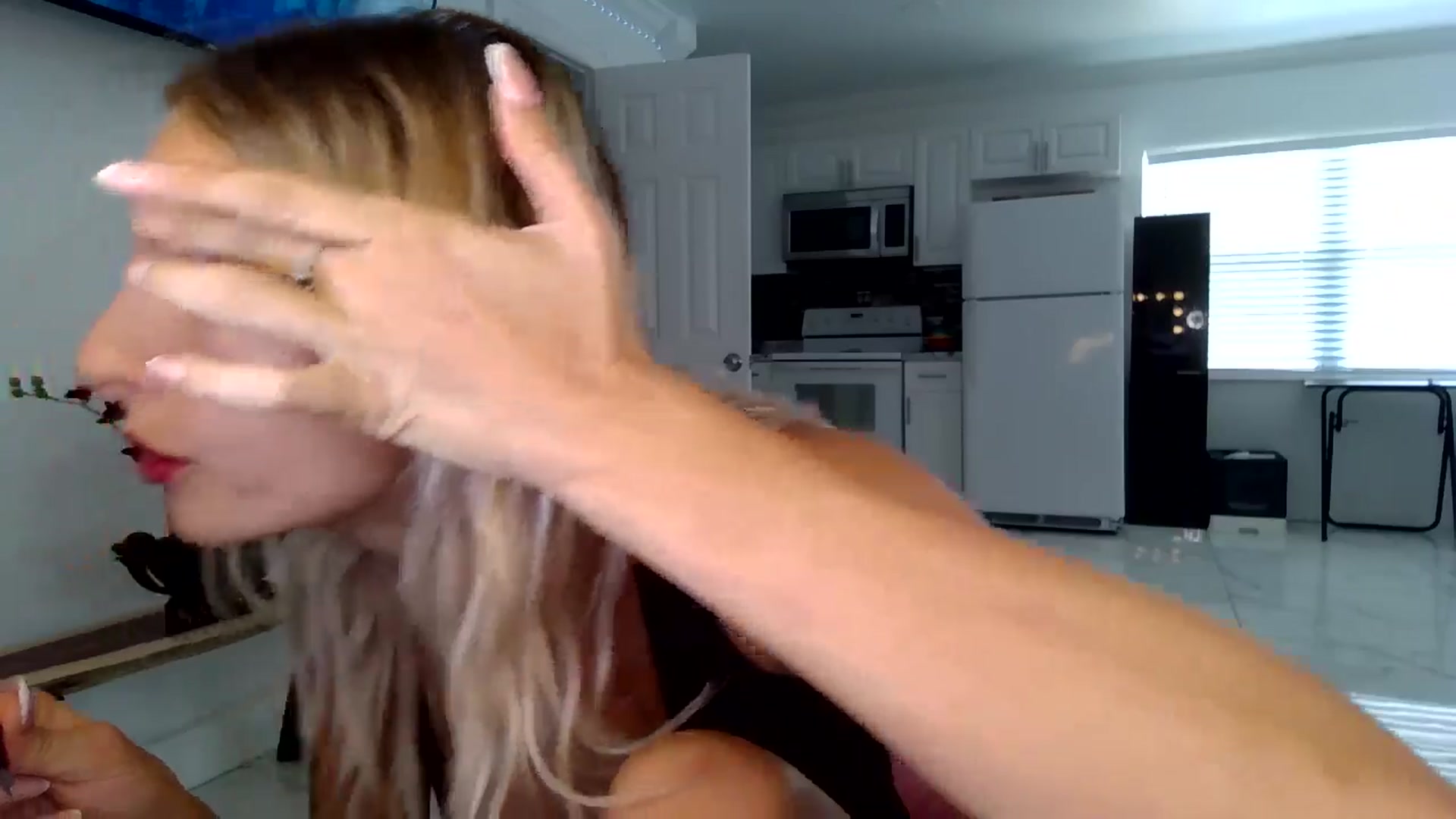 Gallery image thumbnail from BirthdayGirli's myfreecams stream on, 07/16/2024, 17:20 image 5 of 20