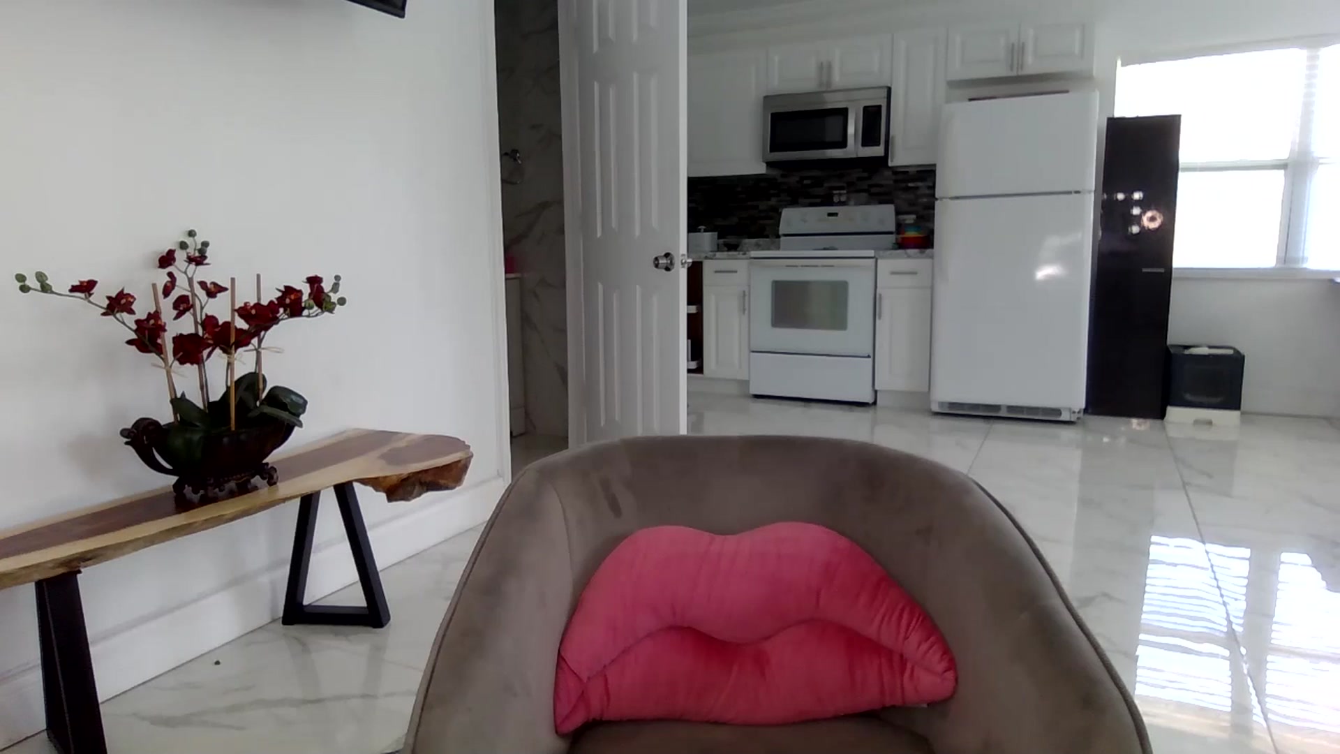 Gallery image thumbnail from BirthdayGirli's myfreecams stream on, 07/20/2024, 14:43 image 15 of 20