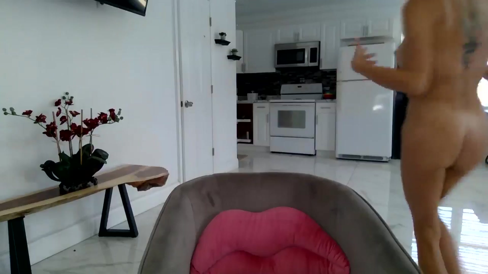 Gallery image thumbnail from BirthdayGirli's myfreecams stream on, 07/20/2024, 14:43 image 18 of 20