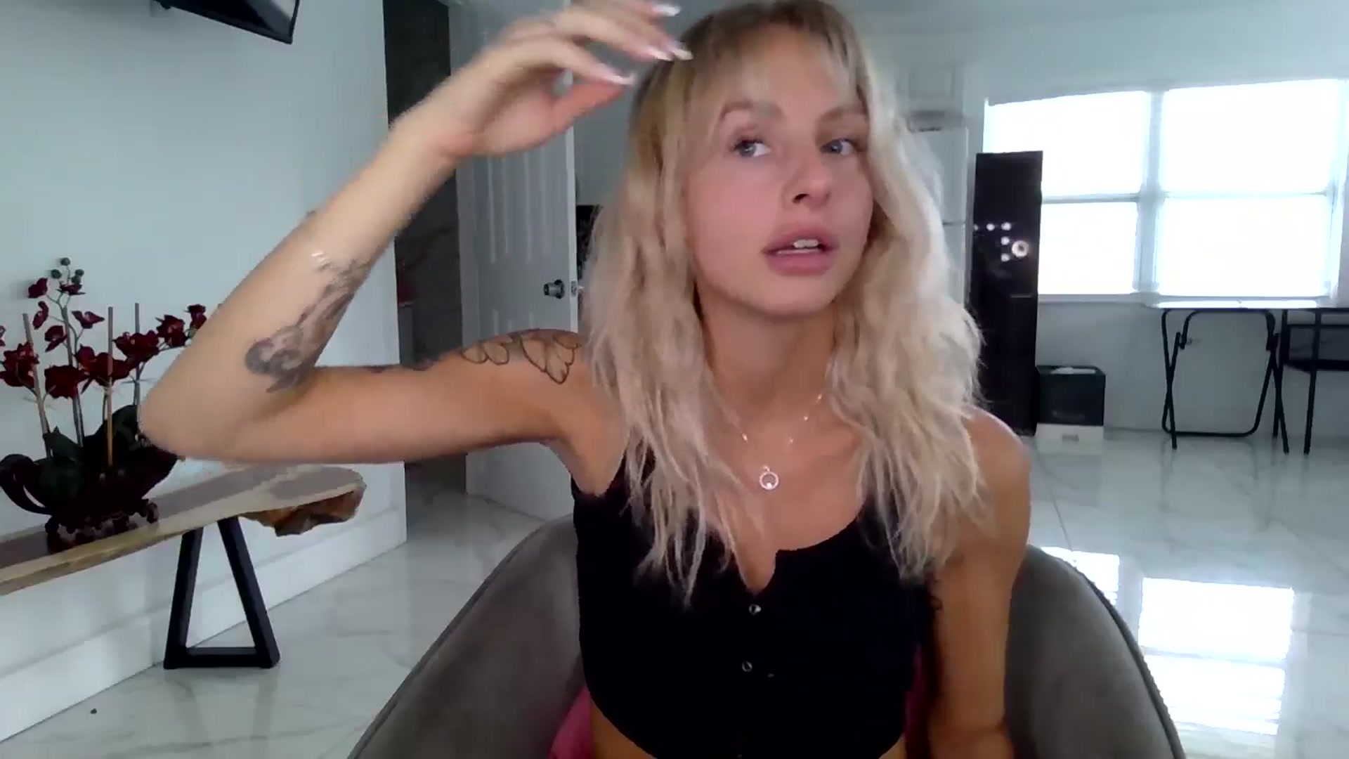 Gallery image thumbnail from BirthdayGirli's myfreecams stream on, 07/20/2024, 18:21 image 12 of 20