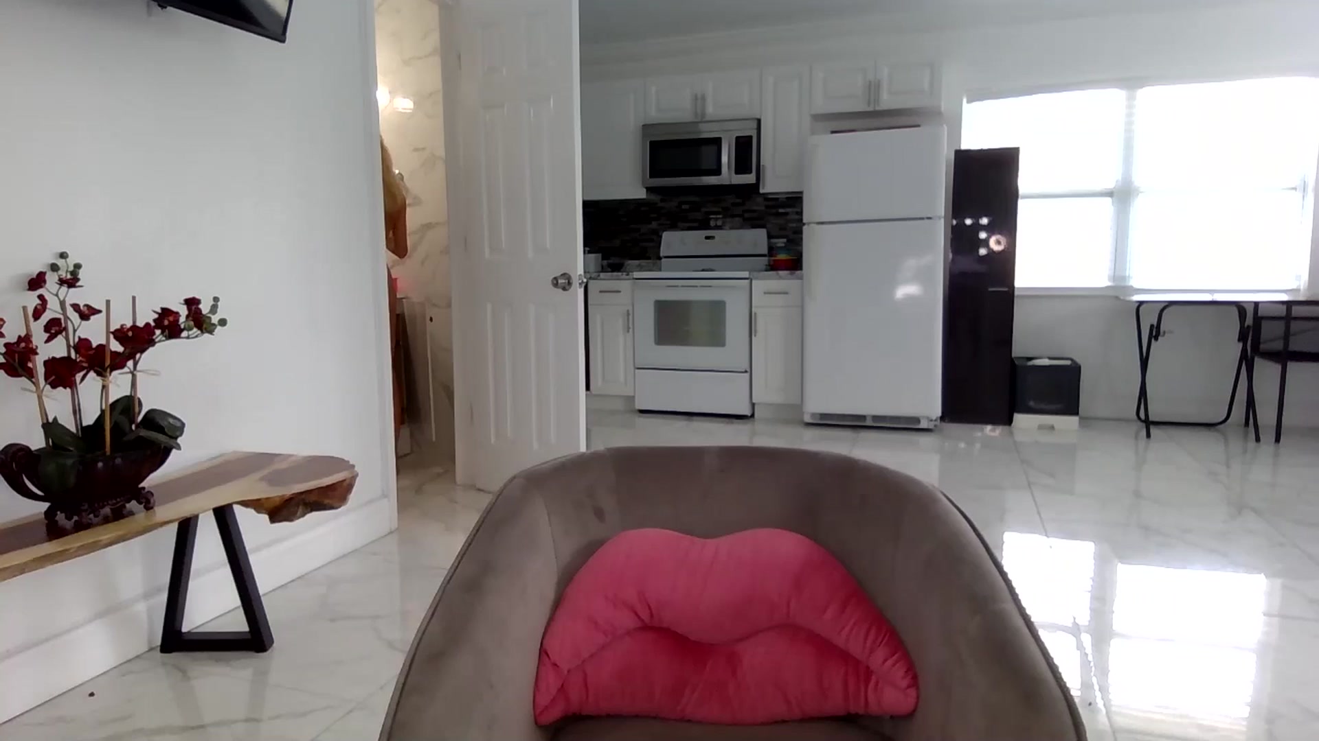 Gallery image thumbnail from BirthdayGirli's myfreecams stream on, 07/20/2024, 18:21 image 14 of 20
