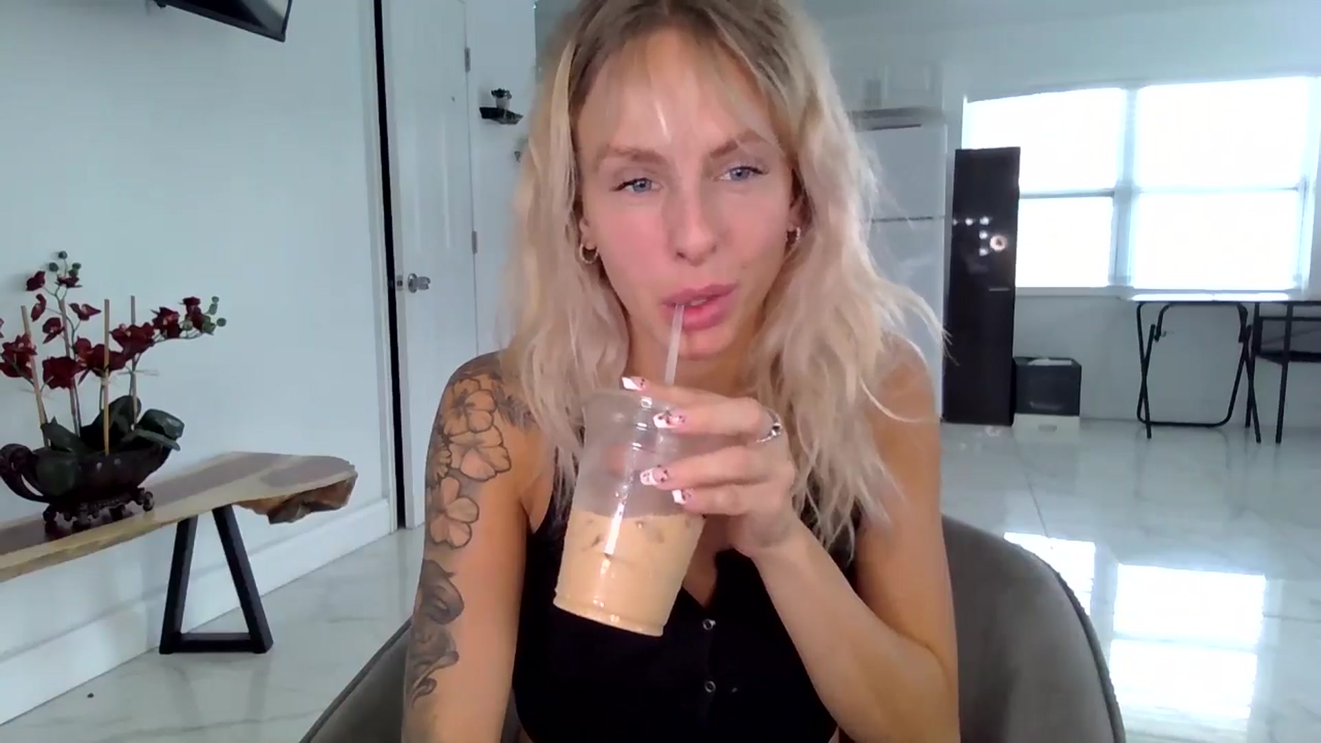 Gallery image thumbnail from BirthdayGirli's myfreecams stream on, 07/20/2024, 18:21 image 5 of 20