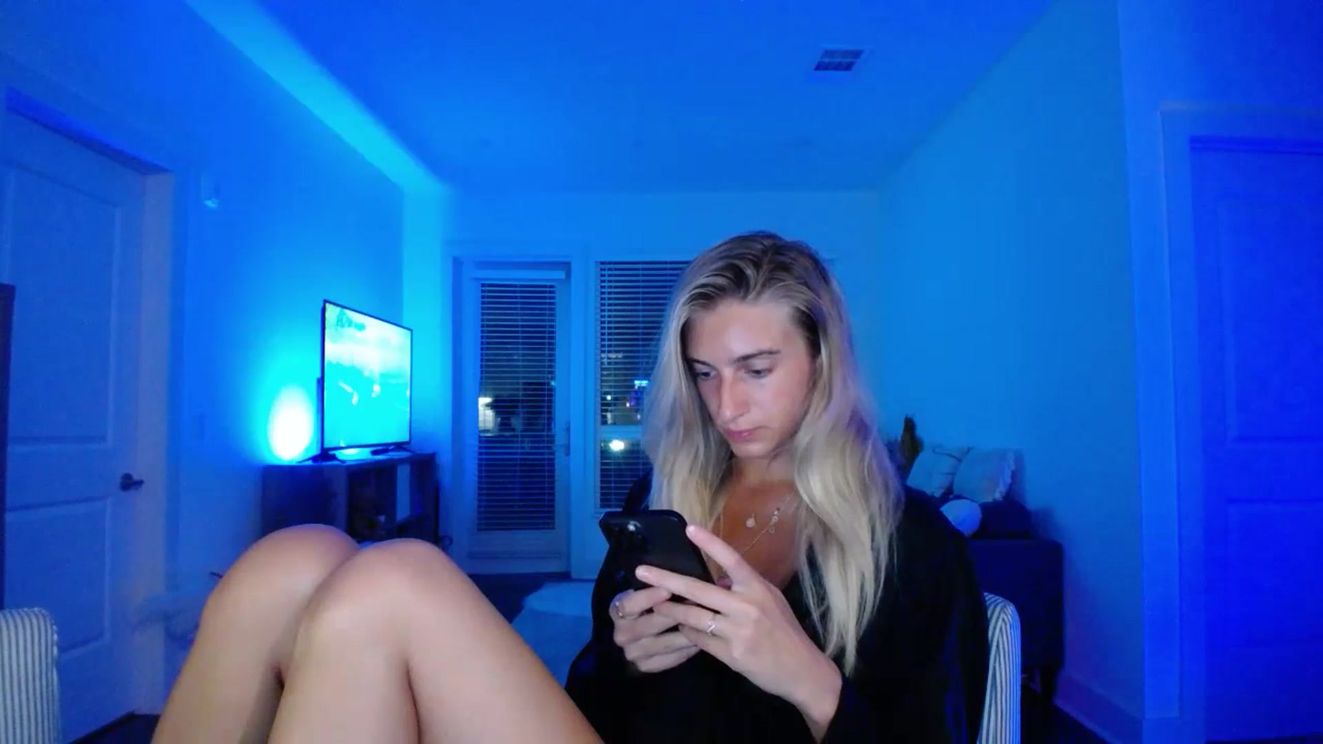Gallery image thumbnail from BirthdayIrina's myfreecams stream on, 07/21/2023, 06:05 image 9 of 20