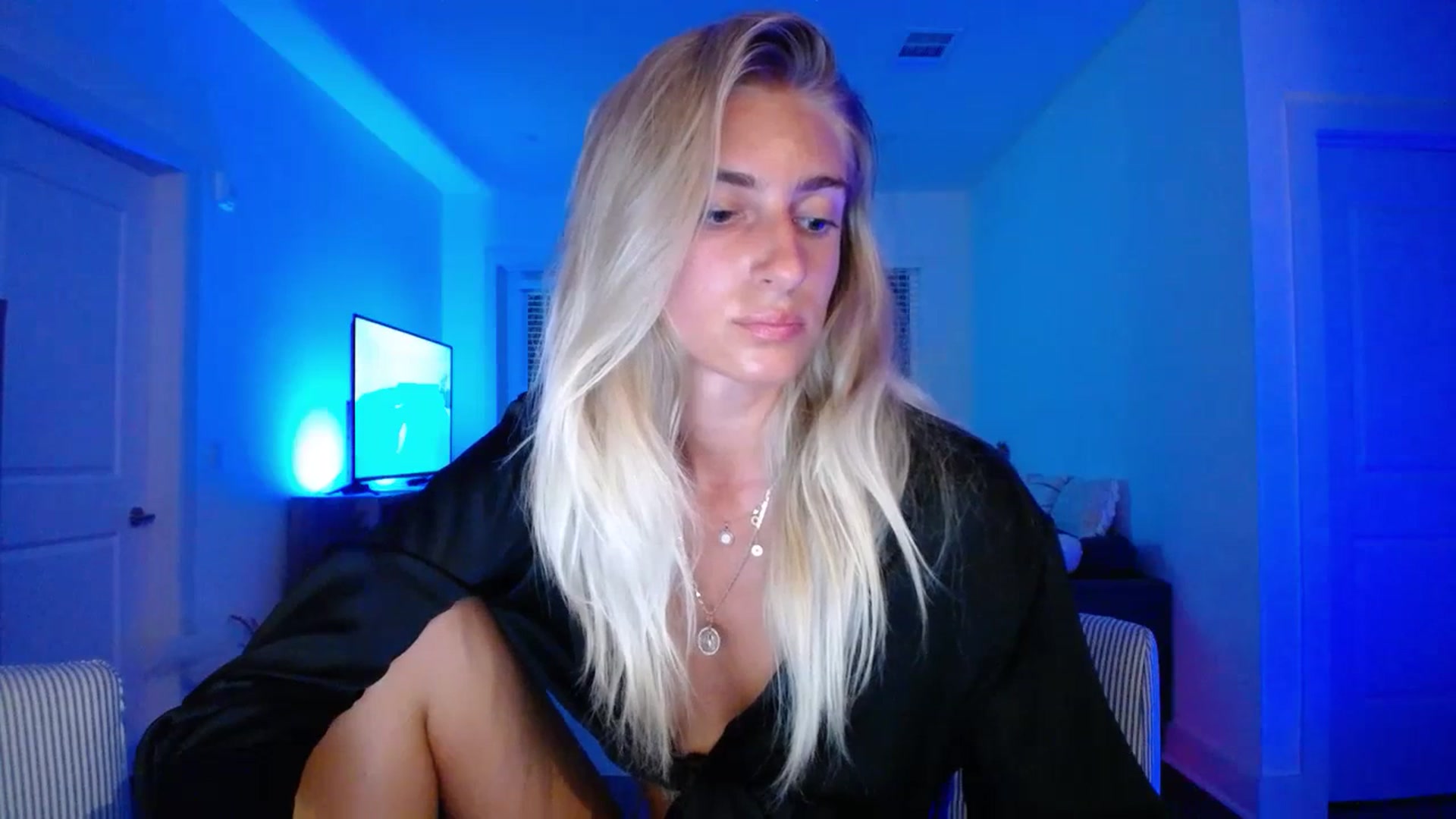 Gallery image thumbnail from BirthdayIrina's myfreecams stream on, 07/21/2023, 06:05 image 15 of 20