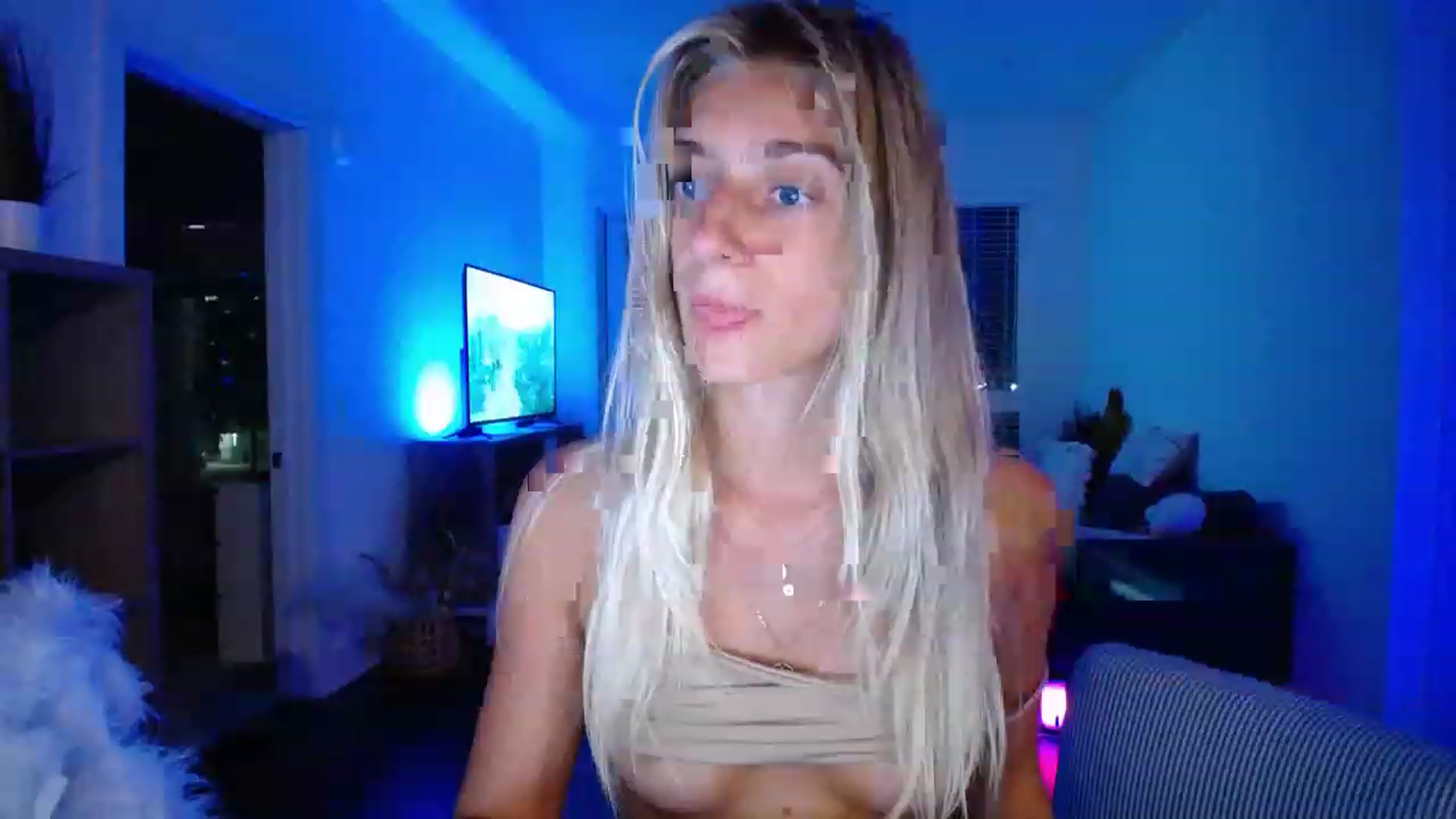 Gallery image thumbnail from BirthdayIrina's myfreecams stream on, 07/27/2023, 05:44 image 18 of 20