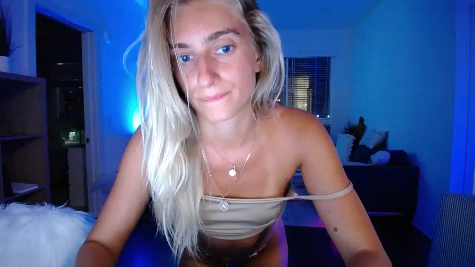 Gallery image thumbnail from BirthdayIrina's myfreecams stream on, 07/27/2023, 05:44 image 5 of 20