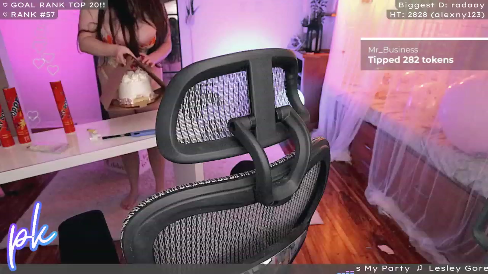 Gallery image thumbnail from BirthdayKate's myfreecams stream on, 04/21/2023, 05:13 image 18 of 20