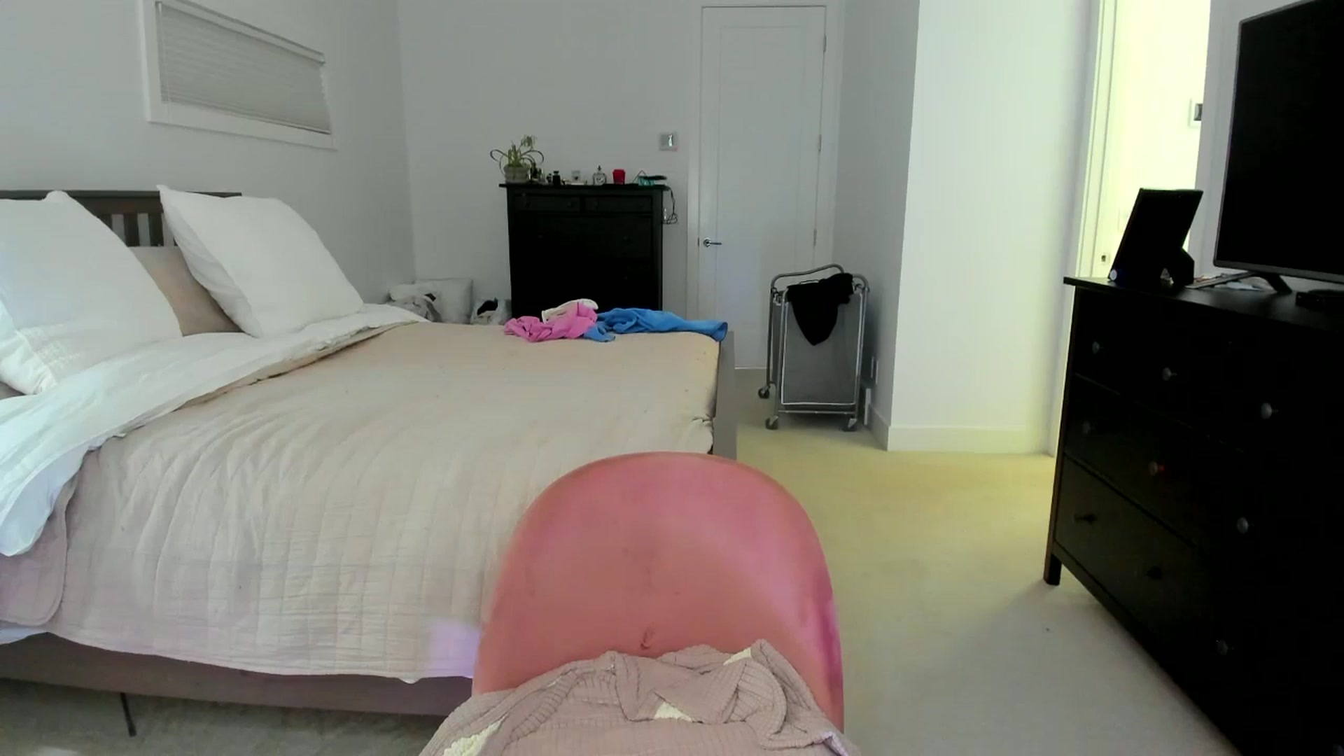 Gallery image thumbnail from BirthdayKym's myfreecams stream on, 05/29/2025, 20:17 image 19 of 20