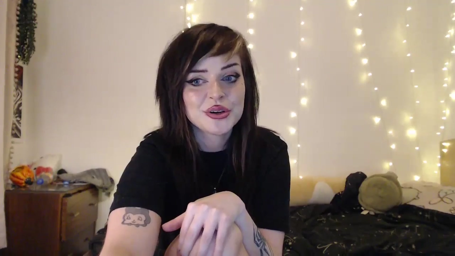 Gallery image thumbnail from BirthdayLex's myfreecams stream on, 07/25/2024, 23:28 image 19 of 20