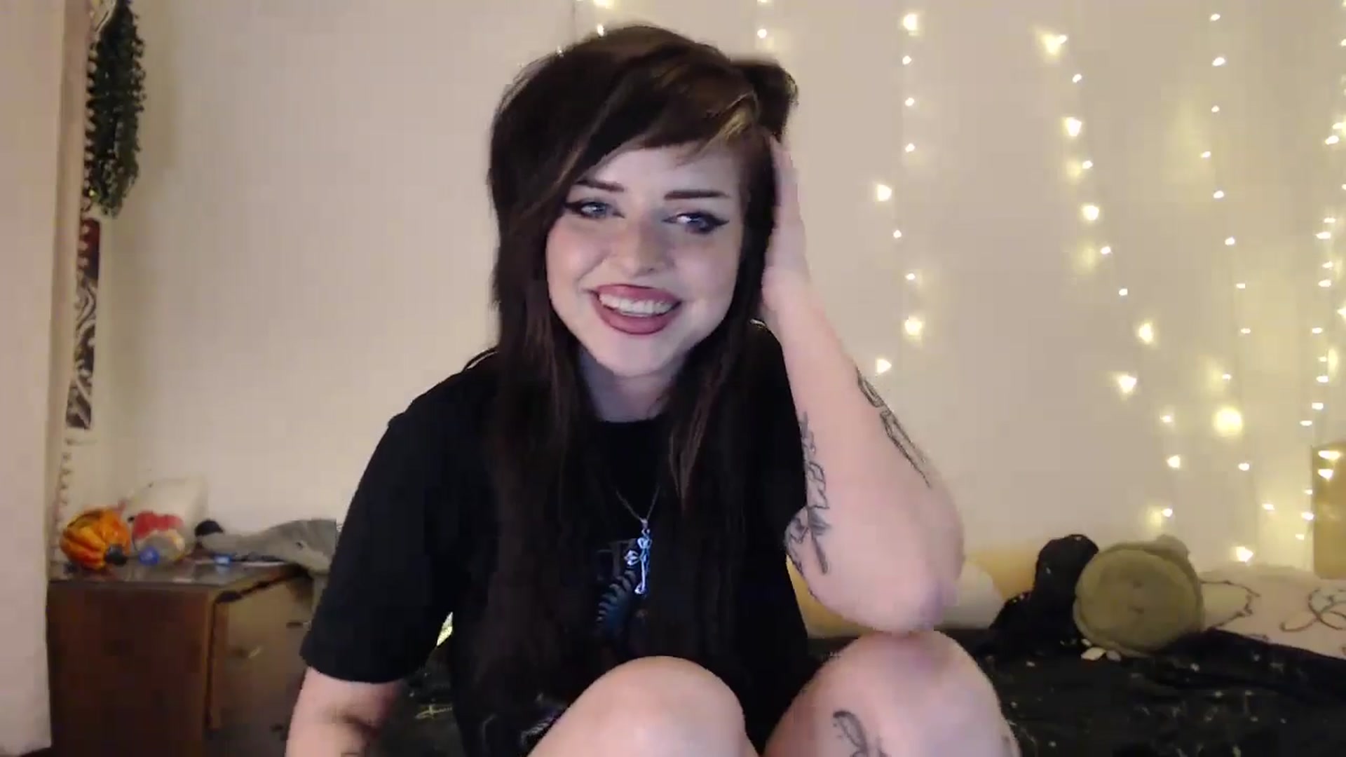 Gallery image thumbnail from BirthdayLex's myfreecams stream on, 07/25/2024, 23:28 image 15 of 20