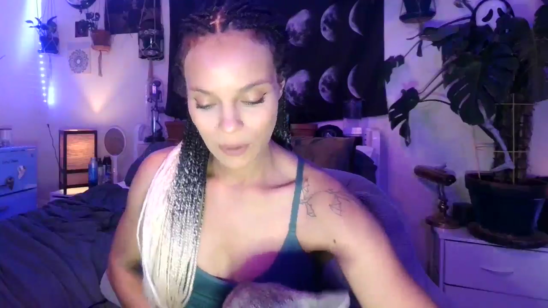 Gallery image thumbnail from BirthdayLexxx's myfreecams stream on, 09/05/2024, 10:17 image 3 of 20
