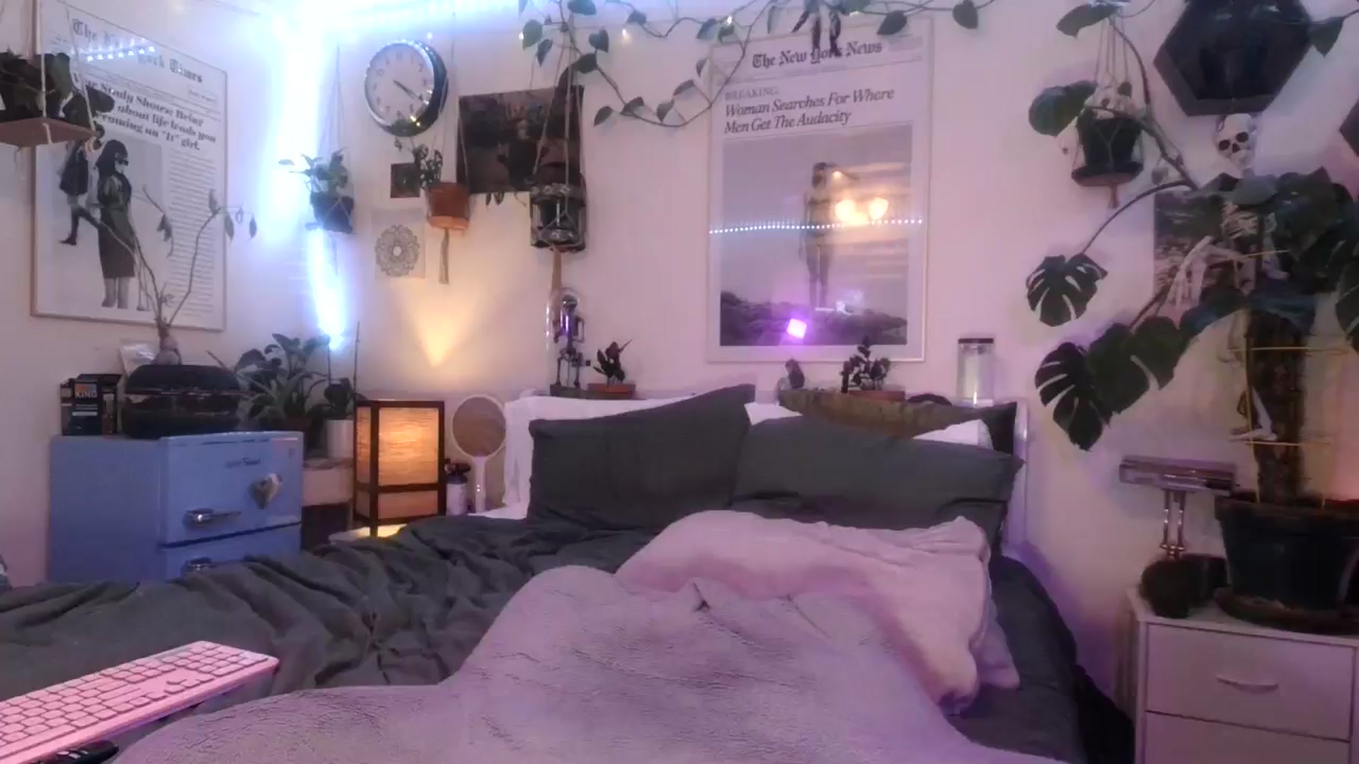 Gallery image thumbnail from BirthdayLexxx's myfreecams stream on, 09/12/2024, 11:07 image 6 of 20