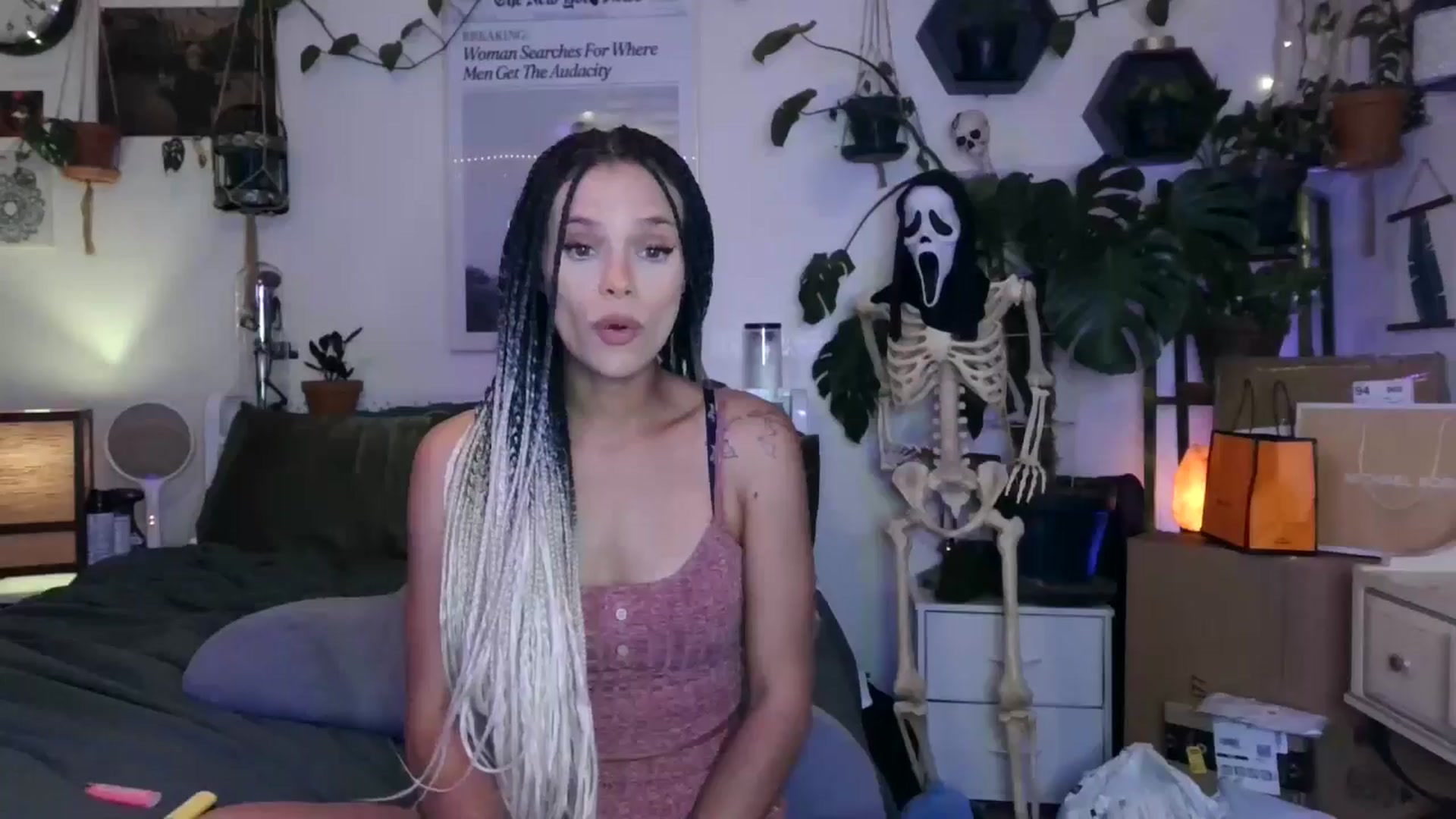 Gallery image thumbnail from BirthdayLexxx's myfreecams stream on, 09/23/2024, 05:00 image 19 of 20