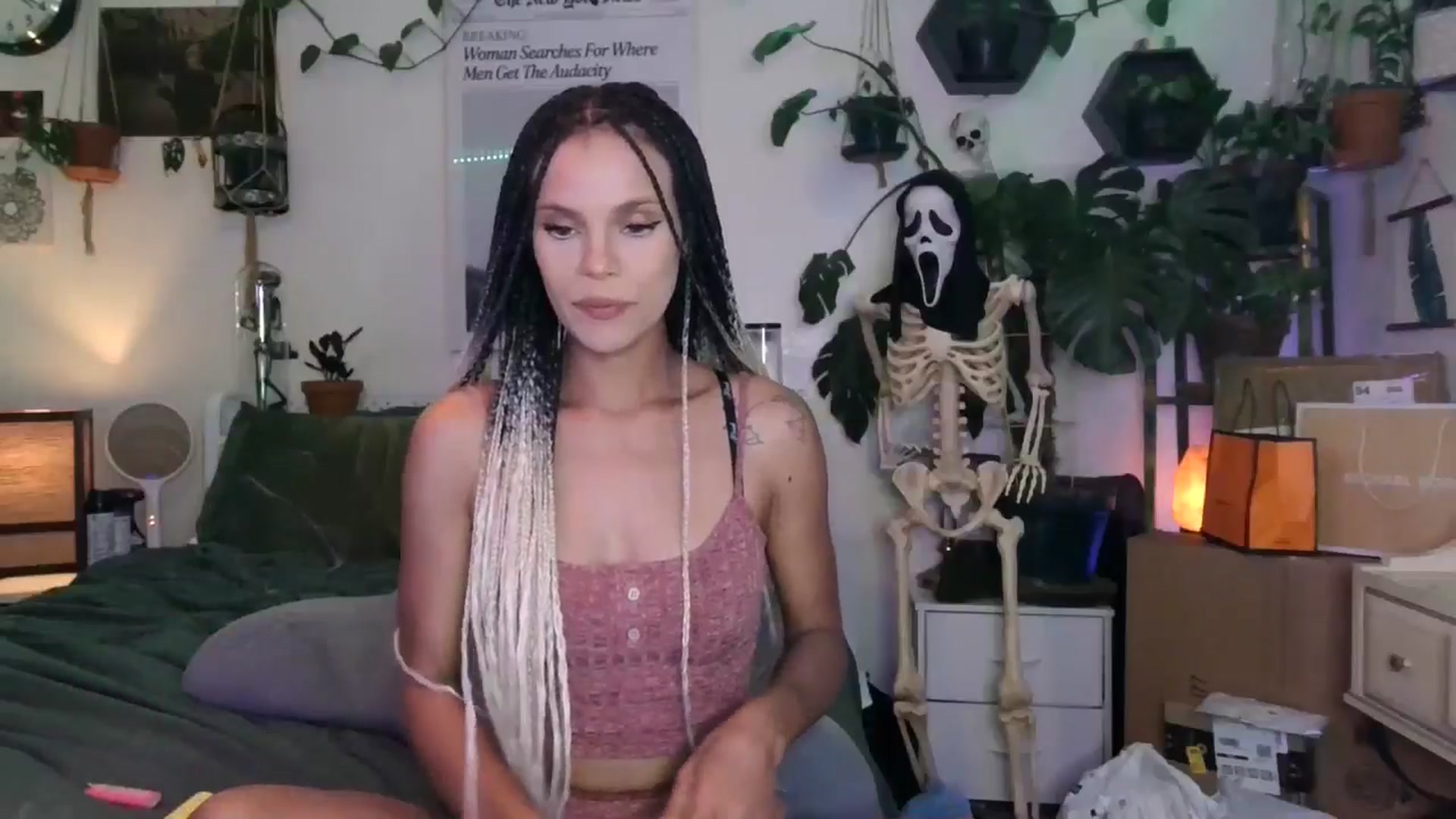 Gallery image thumbnail from BirthdayLexxx's myfreecams stream on, 09/23/2024, 05:00 image 18 of 20