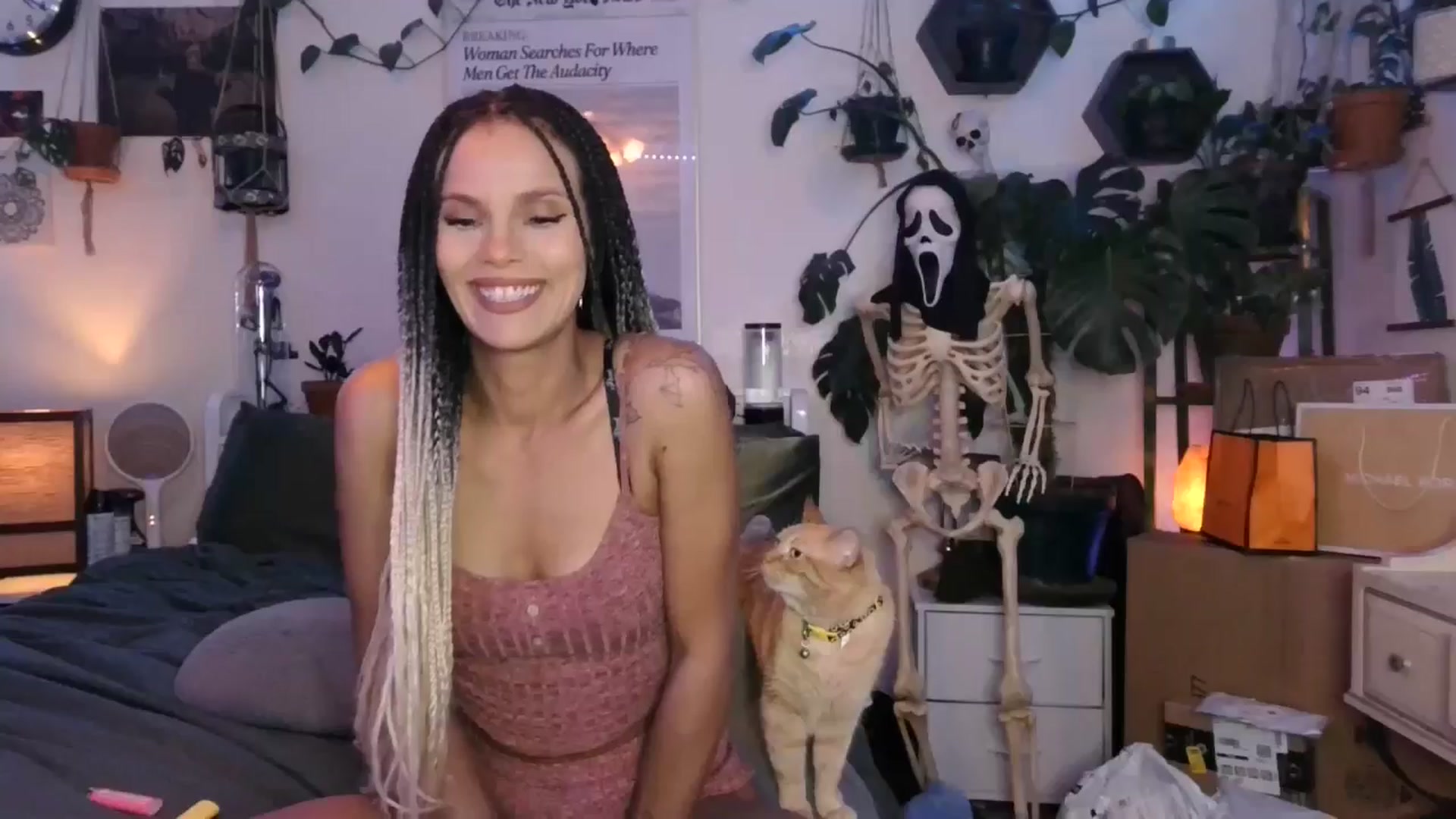 Gallery image thumbnail from BirthdayLexxx's myfreecams stream on, 09/23/2024, 05:00 image 17 of 20