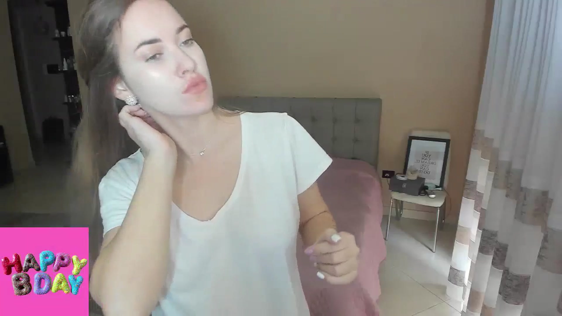 Gallery image thumbnail from BirthdayLori's myfreecams stream on, 02/11/2024, 12:56 image 7 of 20