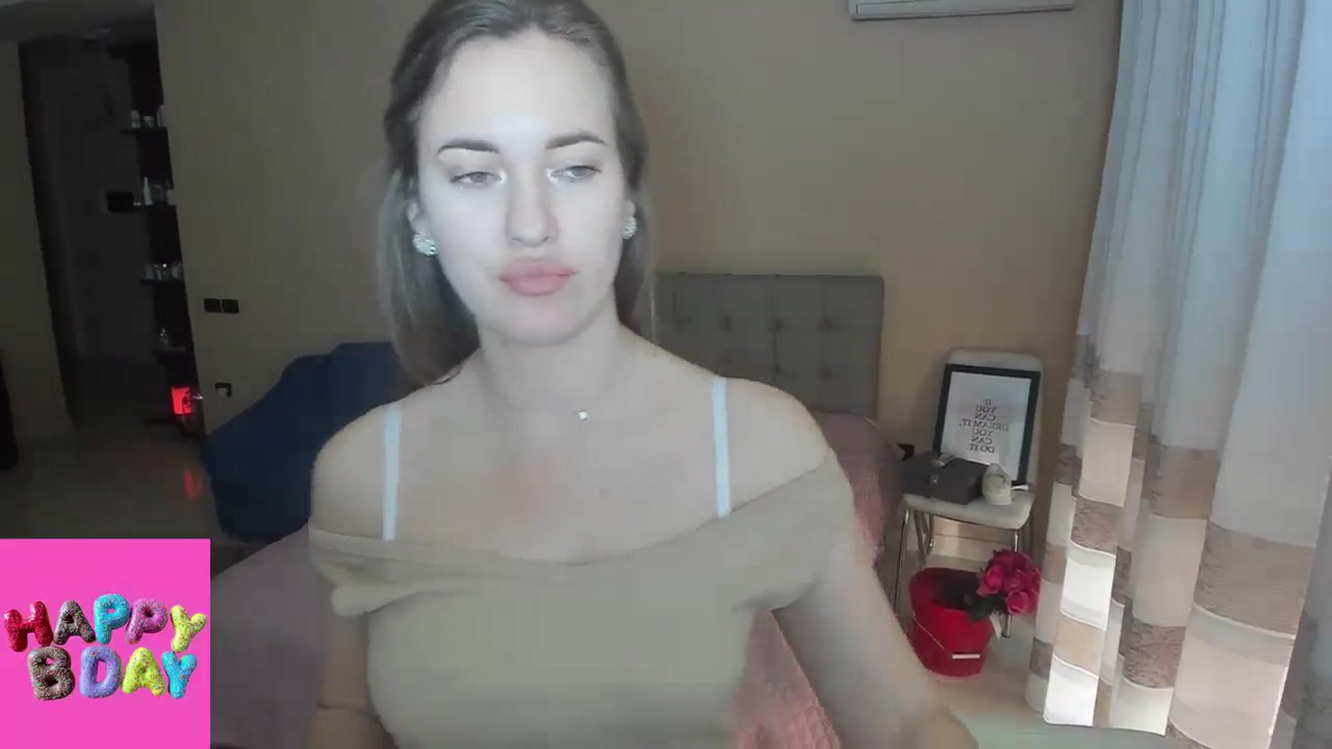 Gallery image thumbnail from BirthdayLori's myfreecams stream on, 02/15/2024, 15:37 image 10 of 20