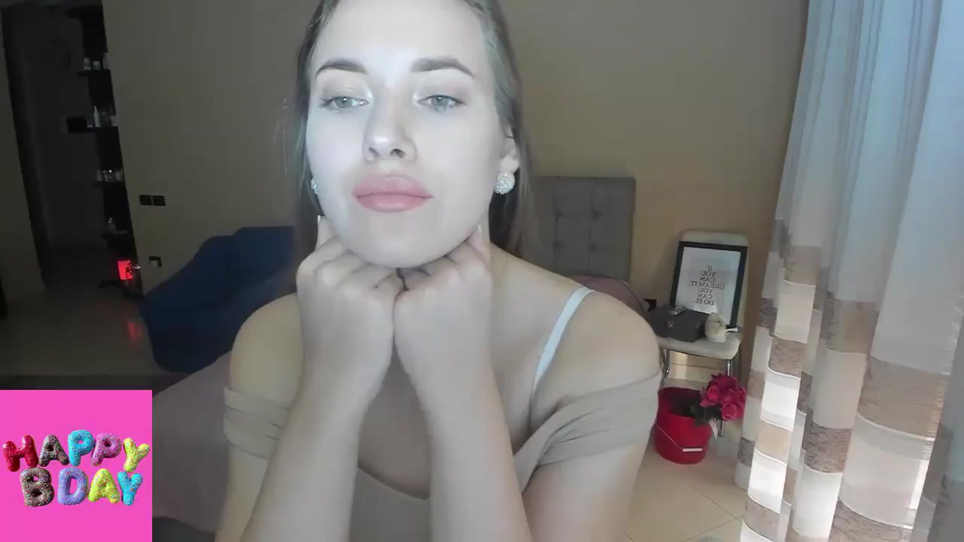 Gallery image thumbnail from BirthdayLori's myfreecams stream on, 02/15/2024, 15:37 image 9 of 20