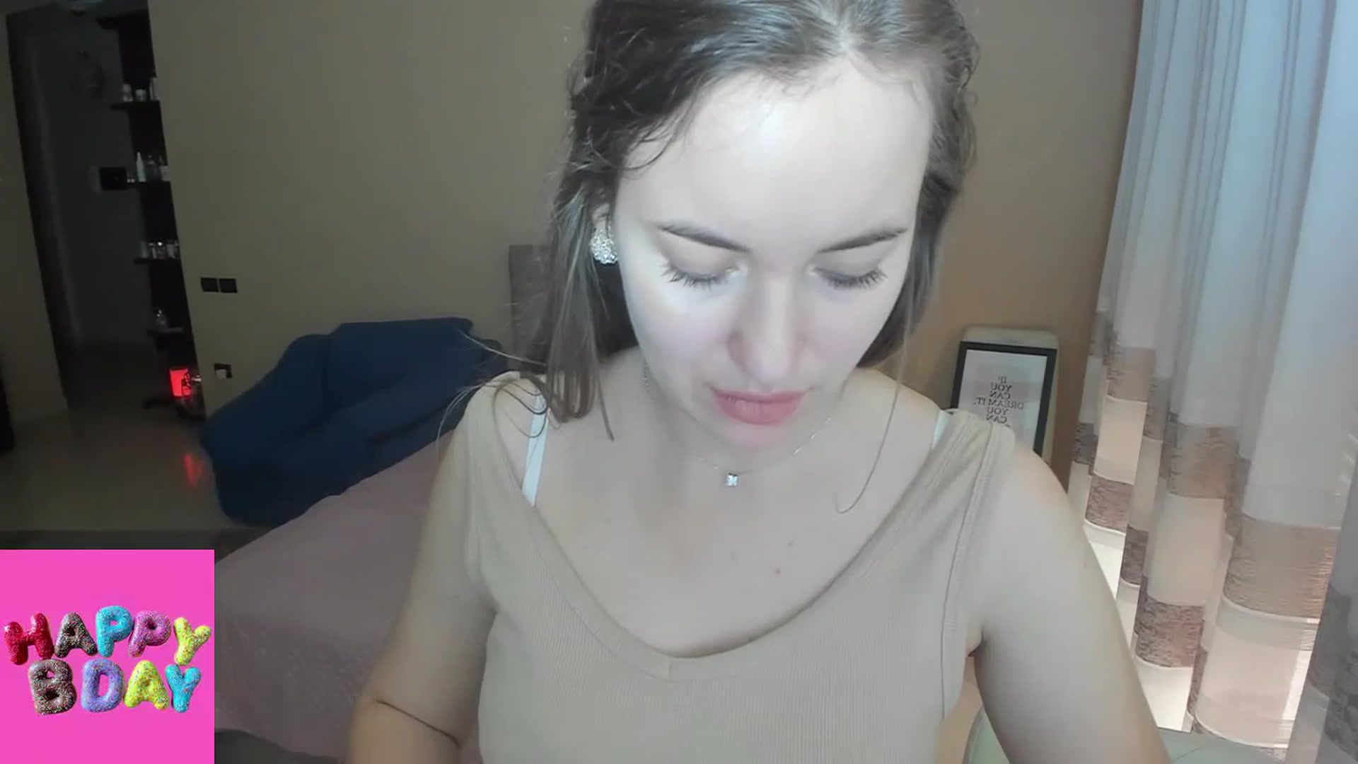 Gallery image thumbnail from BirthdayLori's myfreecams stream on, 02/15/2024, 15:37 image 15 of 20
