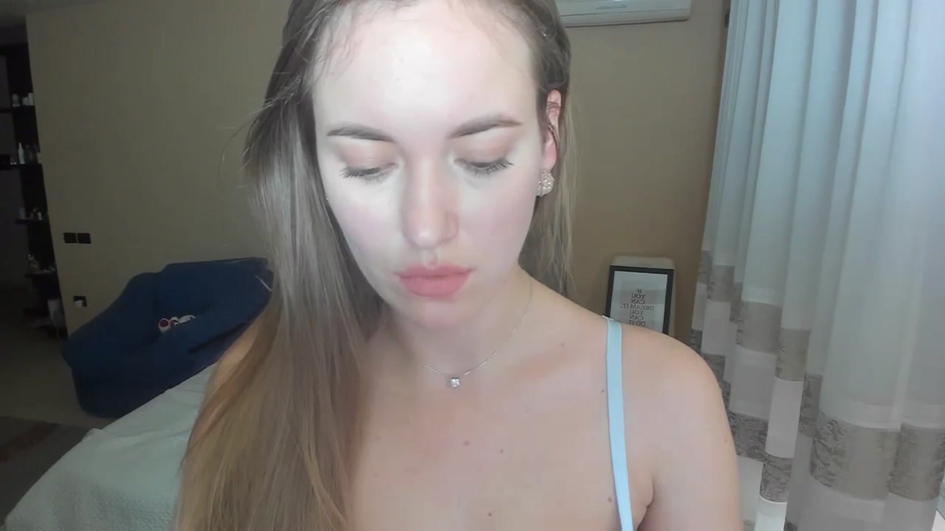 Gallery image thumbnail from BirthdayLori's myfreecams stream on, 02/20/2024, 15:30 image 11 of 20