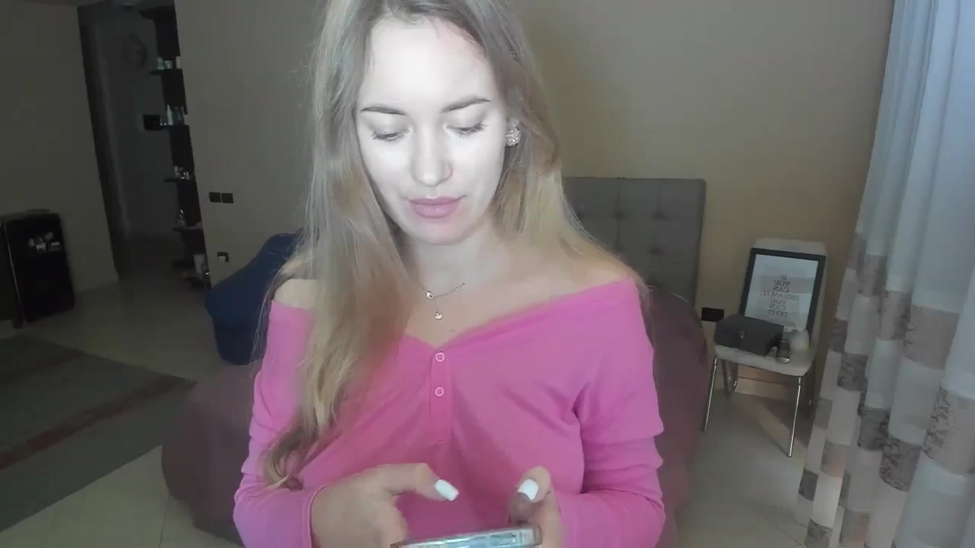 Gallery image thumbnail from BirthdayLori's myfreecams stream on, 02/21/2024, 15:39 image 8 of 20