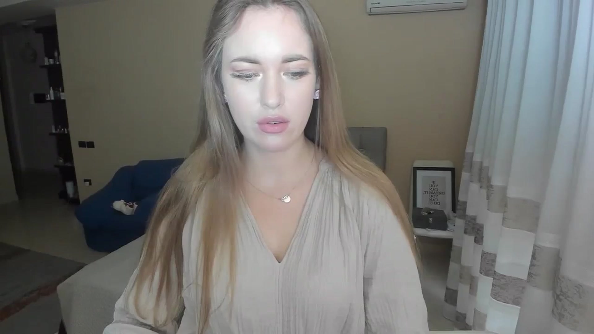 Gallery image thumbnail from BirthdayLori's myfreecams stream on, 02/29/2024, 15:16 image 16 of 20