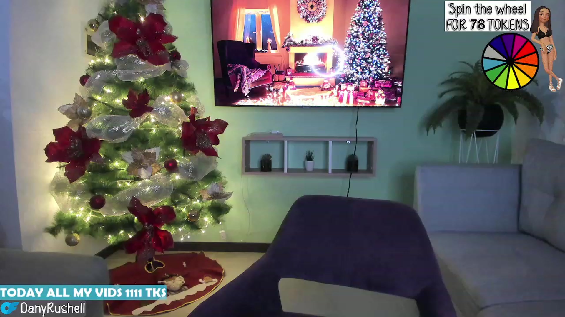 Gallery image thumbnail from BirthdayNat's myfreecams stream on, 12/24/2022, 04:37 image 2 of 20