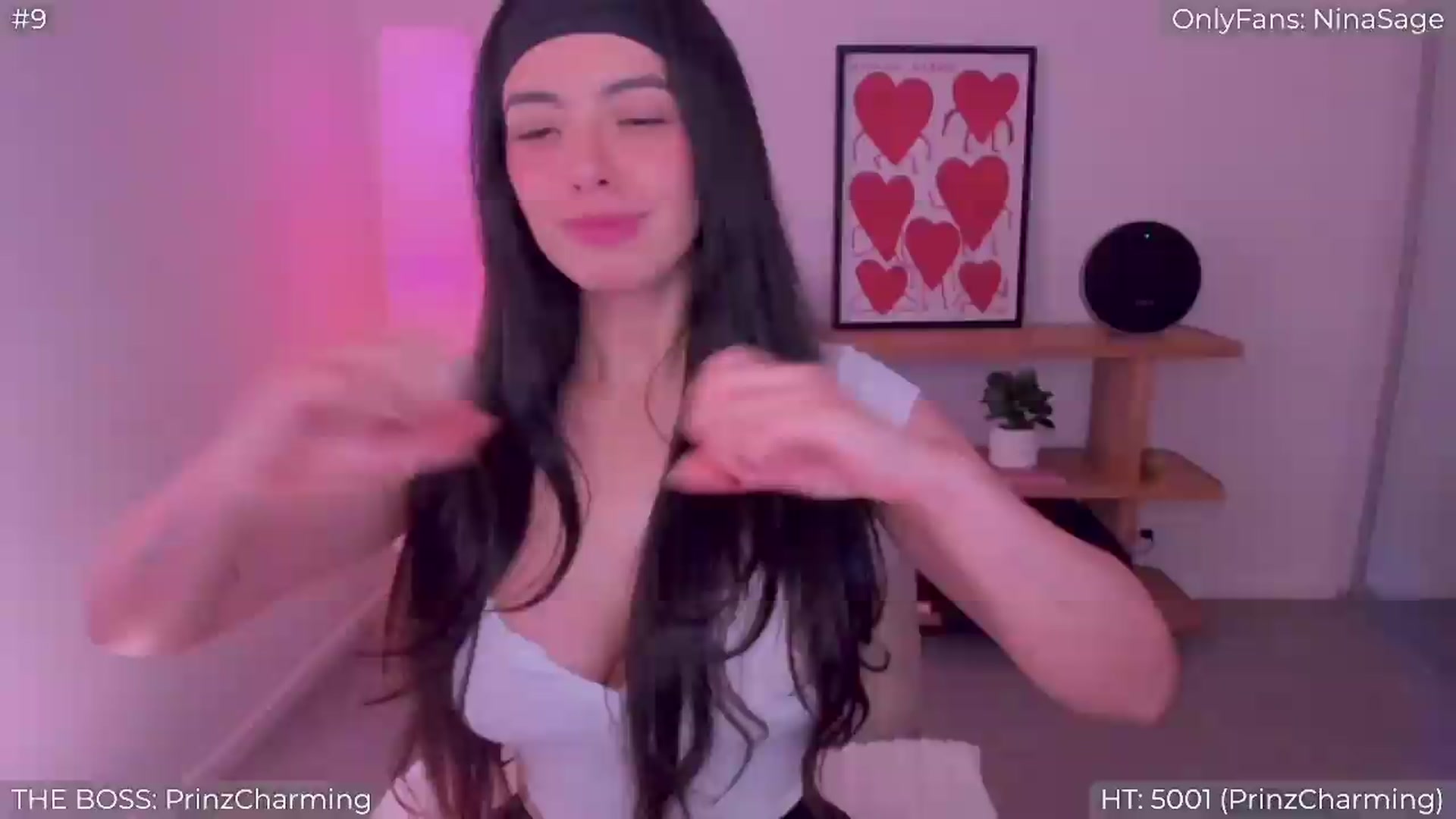 Gallery image thumbnail from BirthdayNina's myfreecams stream on, 08/31/2026, 01:41 image 5 of 20