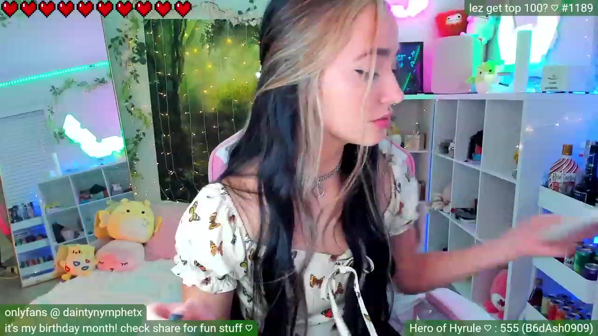 Gallery image thumbnail from BirthdayNym's myfreecams stream on, 12/02/2022, 03:00 image 16 of 20