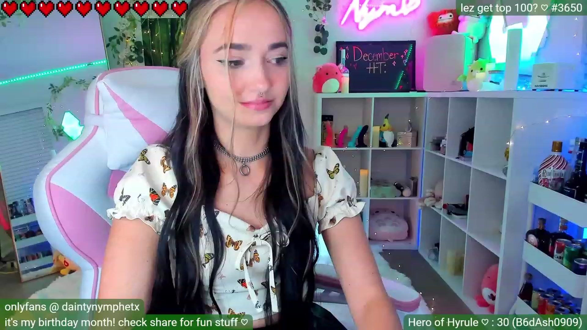 Gallery image thumbnail from BirthdayNym's myfreecams stream on, 12/02/2022, 03:00 image 9 of 20