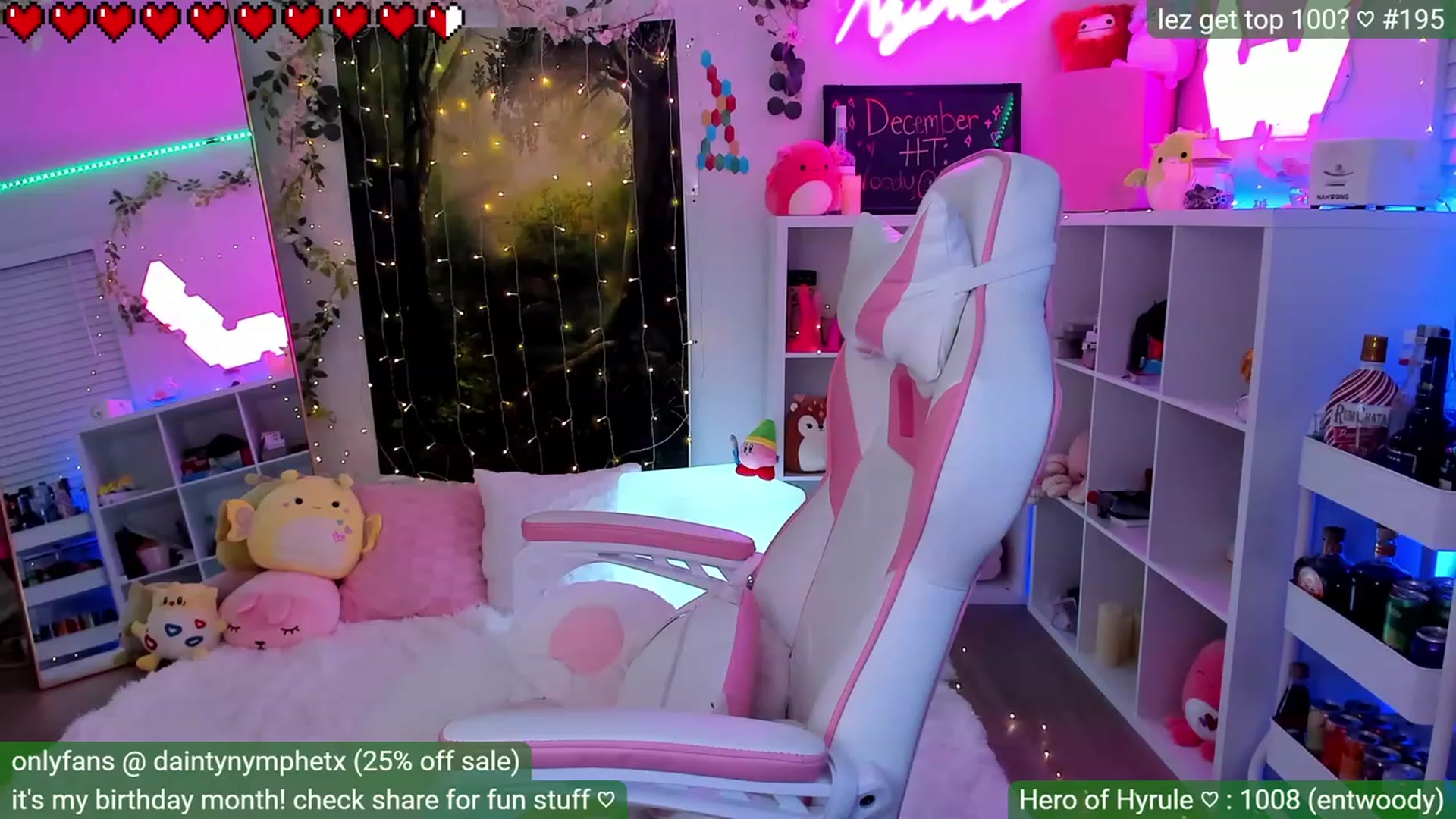 Gallery image thumbnail from BirthdayNym's myfreecams stream on, 12/04/2022, 05:31 image 18 of 20