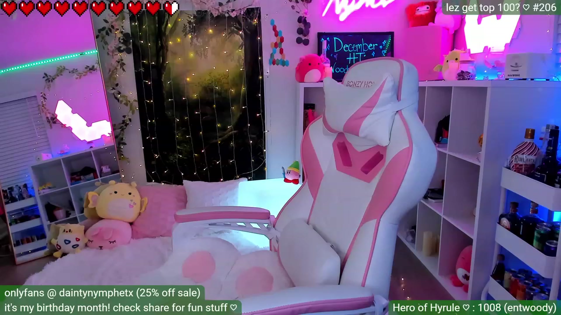 Gallery image thumbnail from BirthdayNym's myfreecams stream on, 12/04/2022, 05:31 image 15 of 20