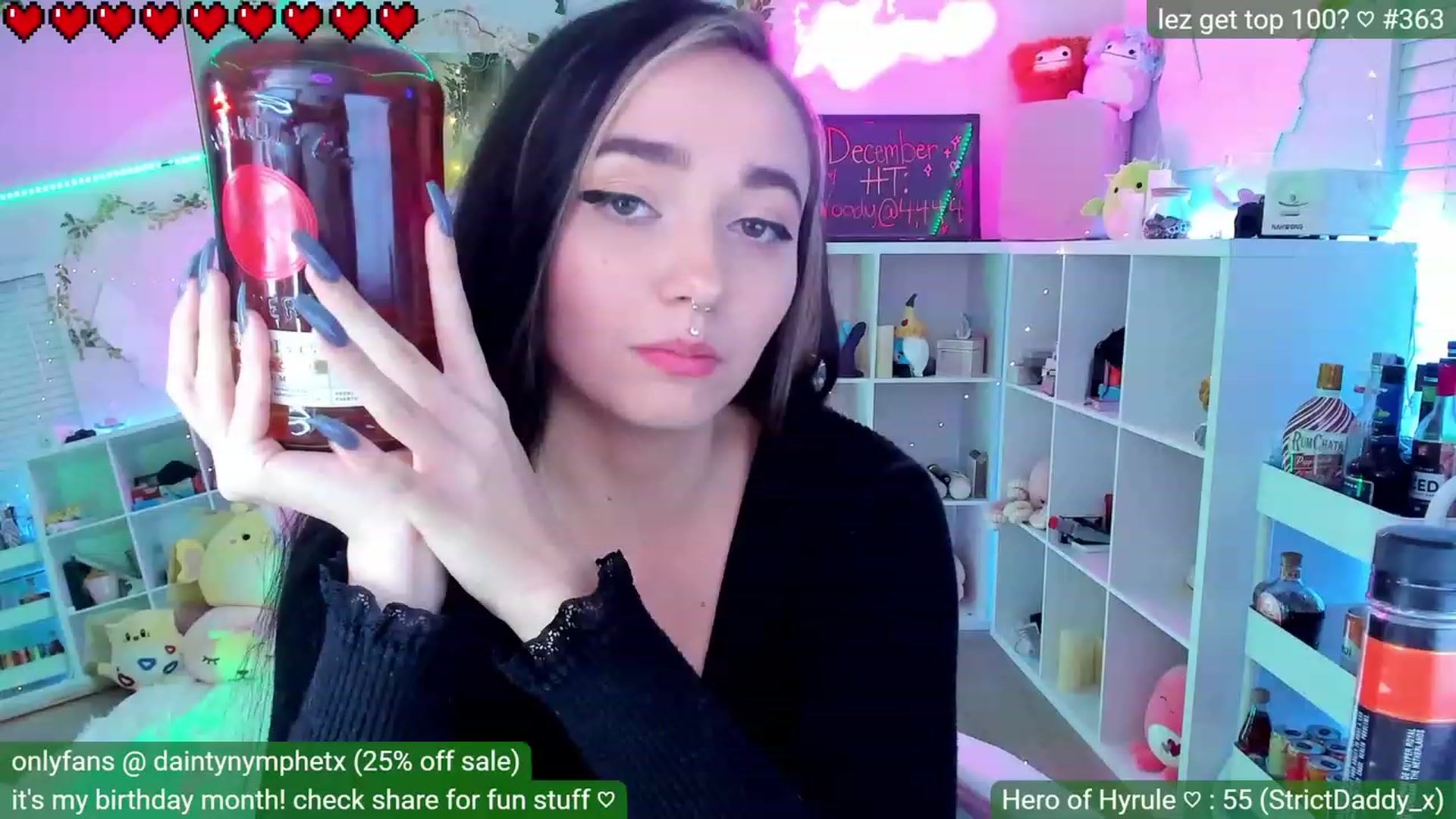 Gallery image thumbnail from BirthdayNym's myfreecams stream on, 12/08/2022, 04:33 image 1 of 20