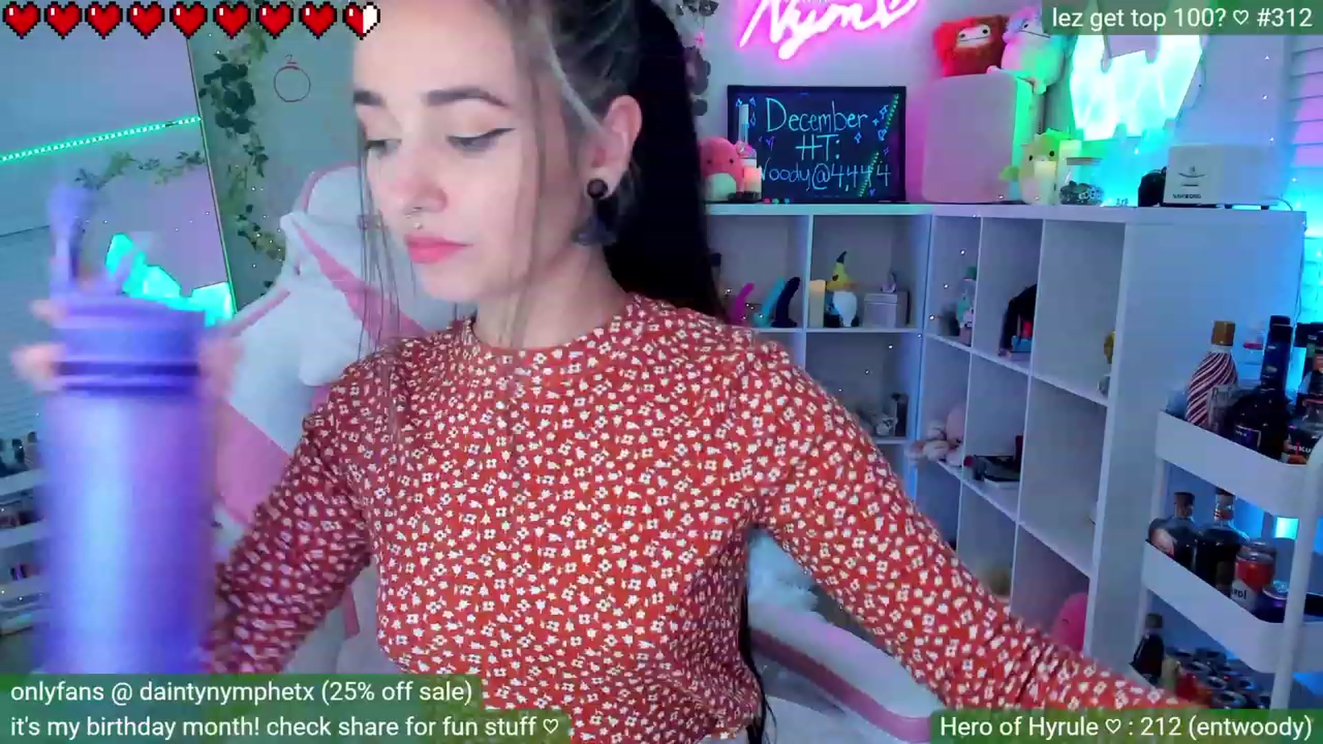 Gallery image thumbnail from BirthdayNym's myfreecams stream on, 12/10/2022, 05:15 image 1 of 20