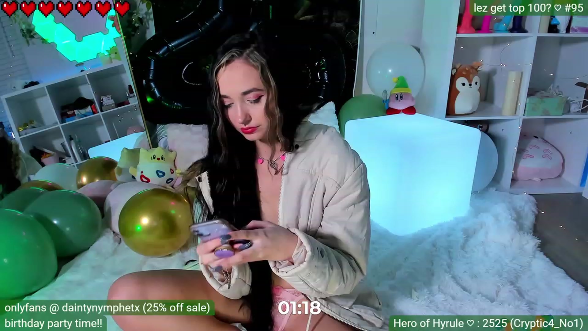 Gallery image thumbnail from BirthdayNym's myfreecams stream on, 12/11/2022, 04:46 image 4 of 20