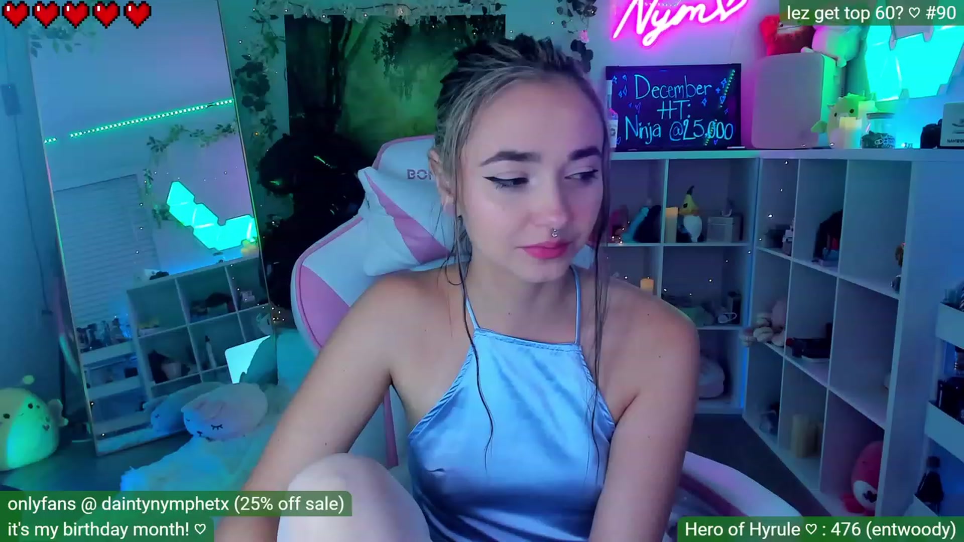 Gallery image thumbnail from BirthdayNym's myfreecams stream on, 12/18/2022, 04:54 image 10 of 20
