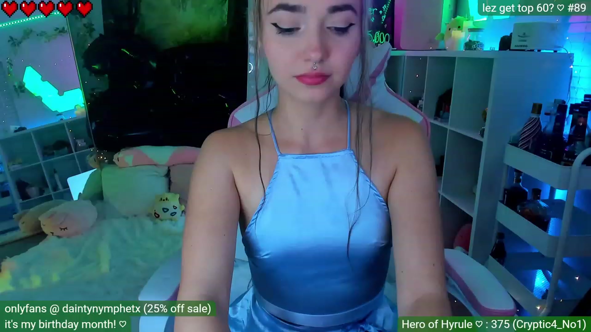 Gallery image thumbnail from BirthdayNym's myfreecams stream on, 12/18/2022, 04:54 image 5 of 20