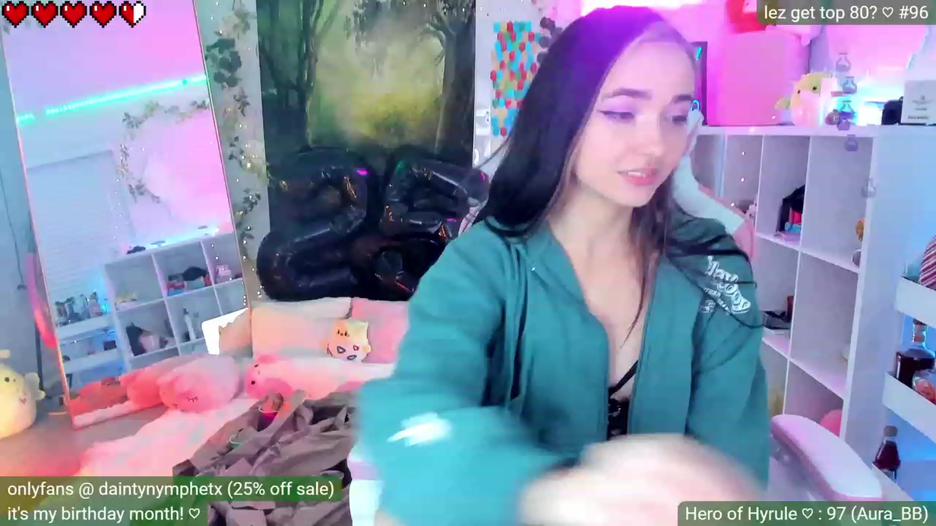 Gallery image thumbnail from BirthdayNym's myfreecams stream on, 12/19/2022, 04:35 image 1 of 20