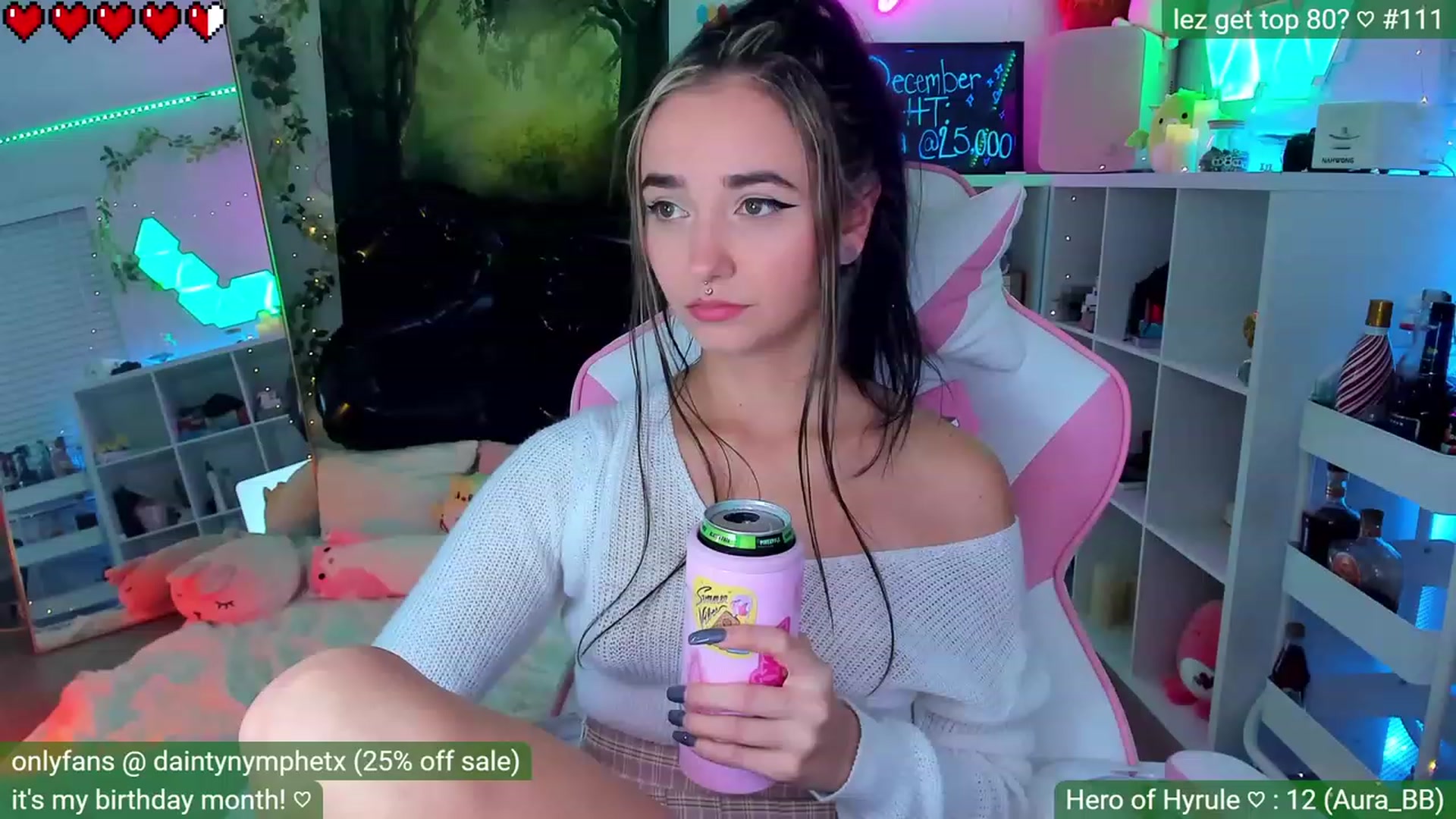 Gallery image thumbnail from BirthdayNym's myfreecams stream on, 12/22/2022, 02:55 image 4 of 20