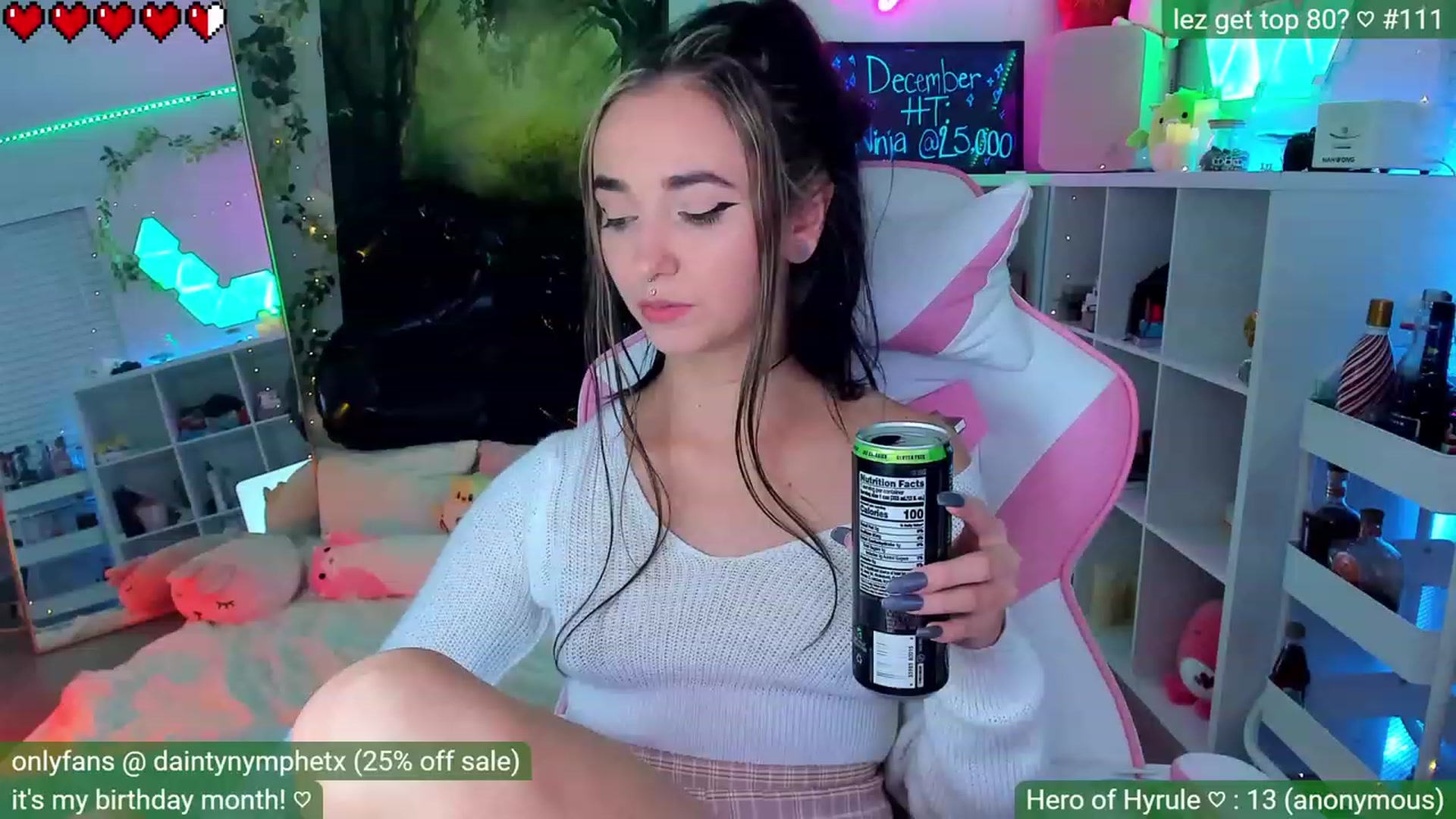 Gallery image thumbnail from BirthdayNym's myfreecams stream on, 12/22/2022, 02:55 image 6 of 20