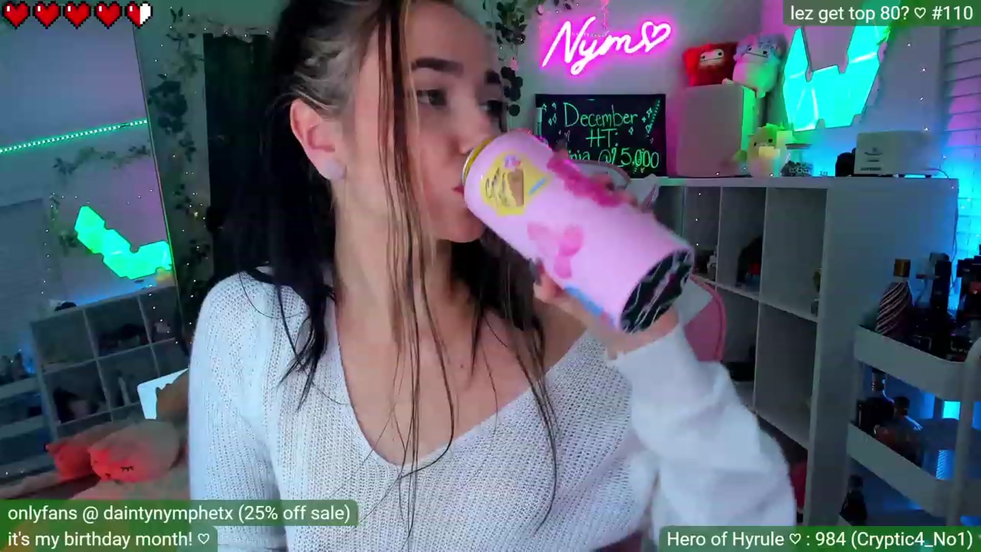 Gallery image thumbnail from BirthdayNym's myfreecams stream on, 12/22/2022, 04:51 image 11 of 20
