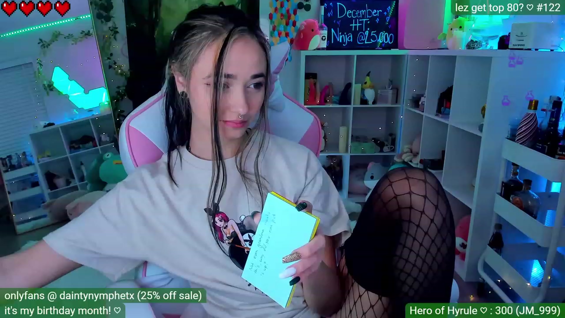 Gallery image thumbnail from BirthdayNym's myfreecams stream on, 12/24/2022, 04:34 image 10 of 20