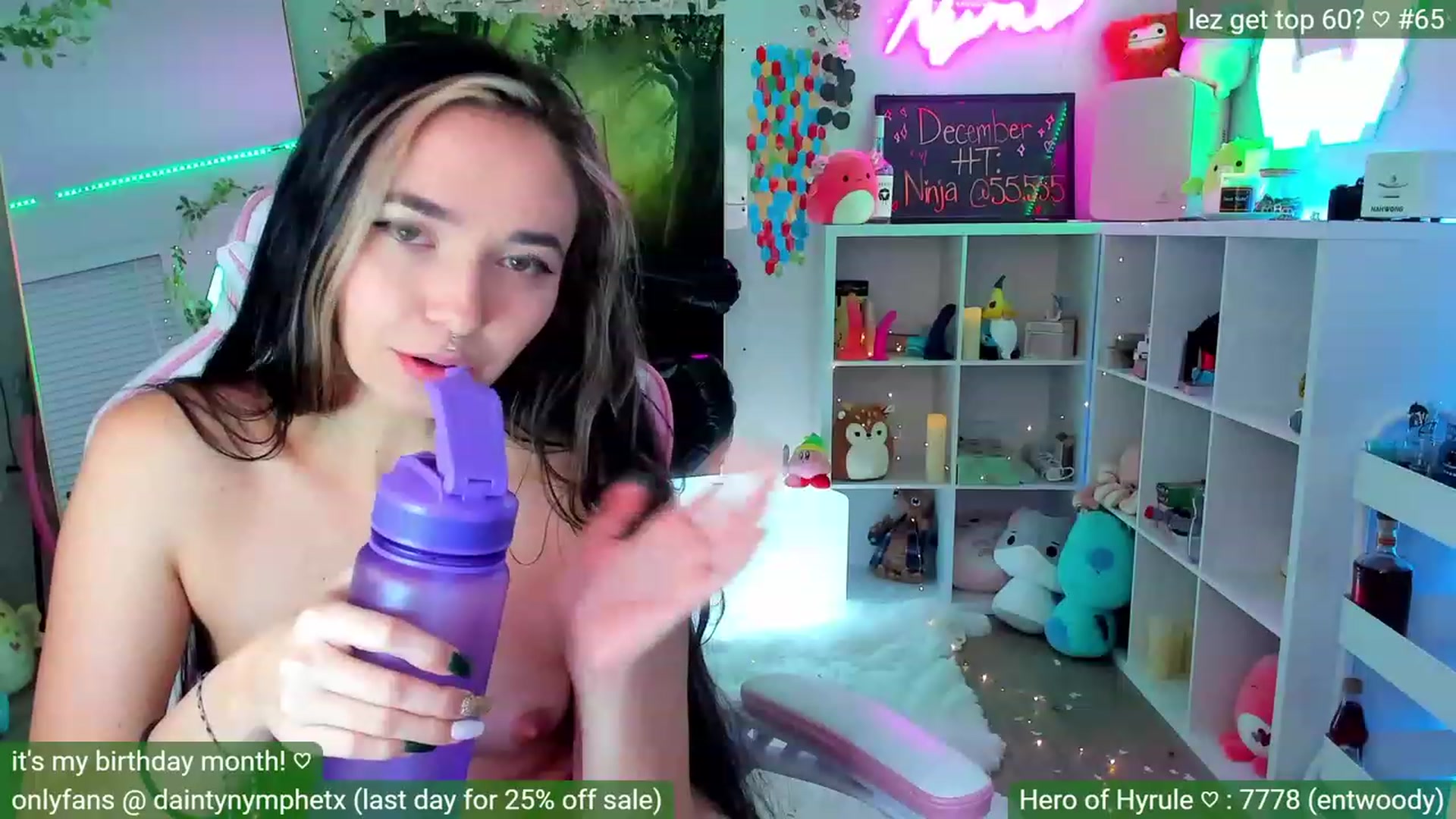 Gallery image thumbnail from BirthdayNym's myfreecams stream on, 01/01/2023, 08:12 image 11 of 20
