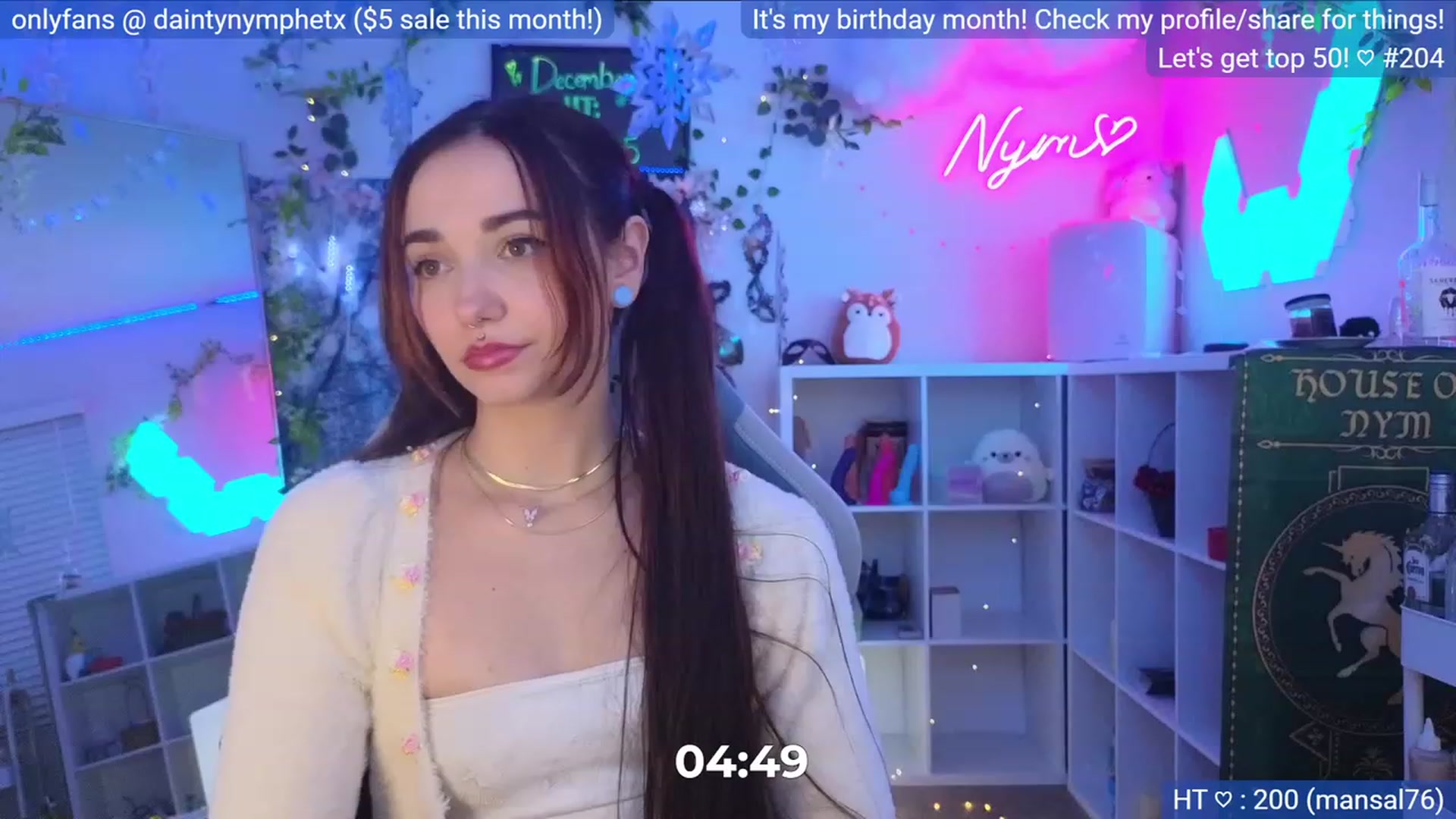 Gallery image thumbnail from BirthdayNym's myfreecams stream on, 12/03/2023, 06:12 image 15 of 20