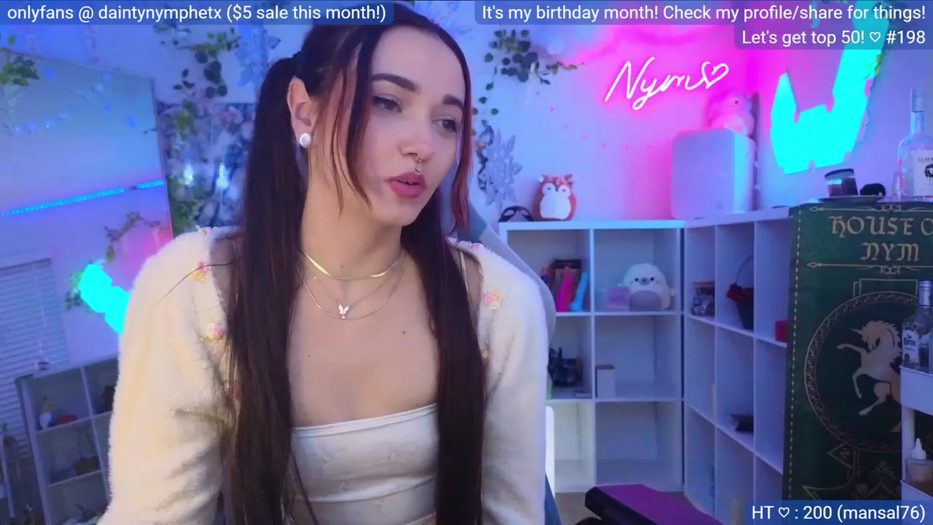 Gallery image thumbnail from BirthdayNym's myfreecams stream on, 12/03/2023, 06:12 image 13 of 20
