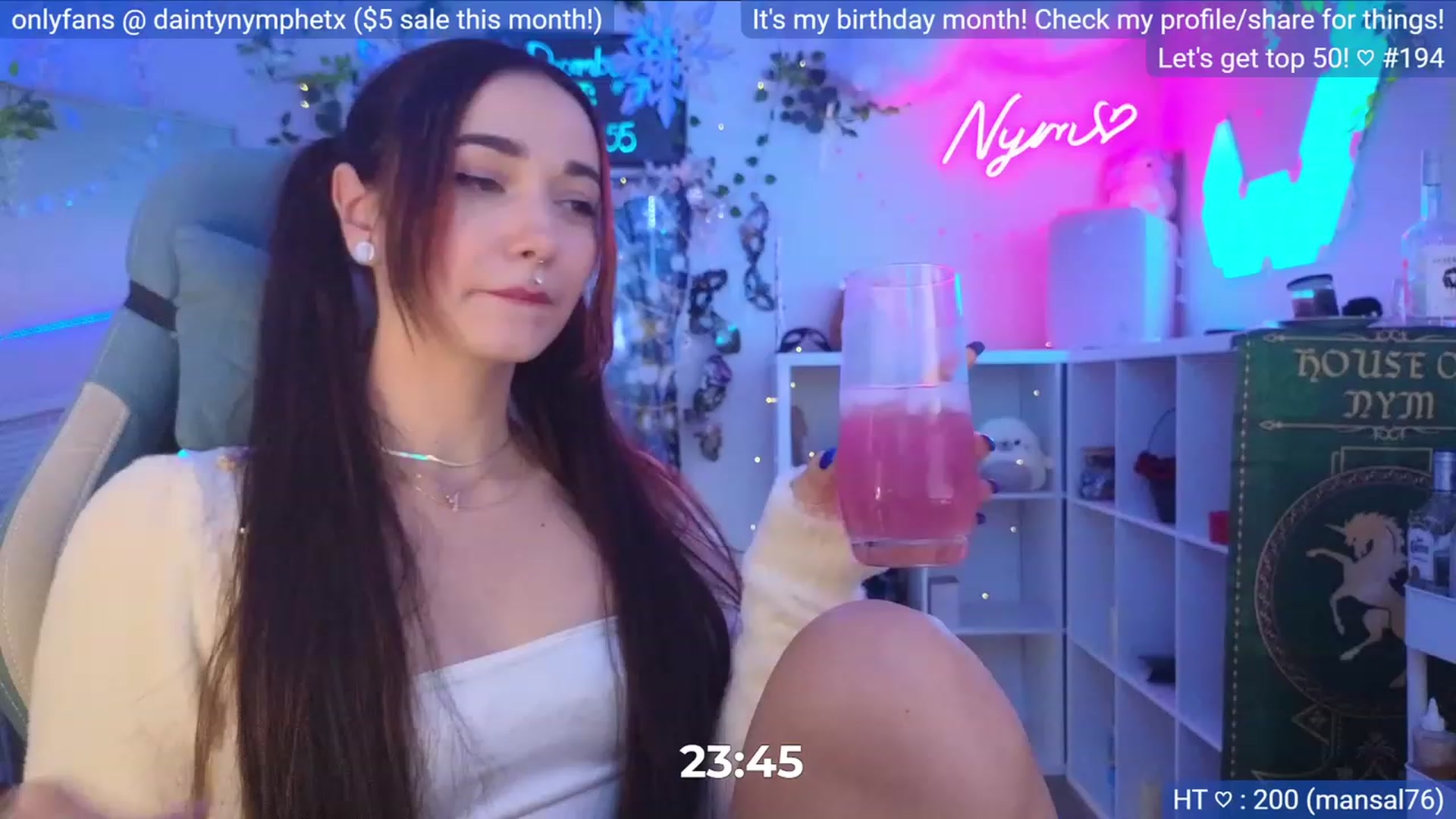 Gallery image thumbnail from BirthdayNym's myfreecams stream on, 12/03/2023, 06:12 image 16 of 20