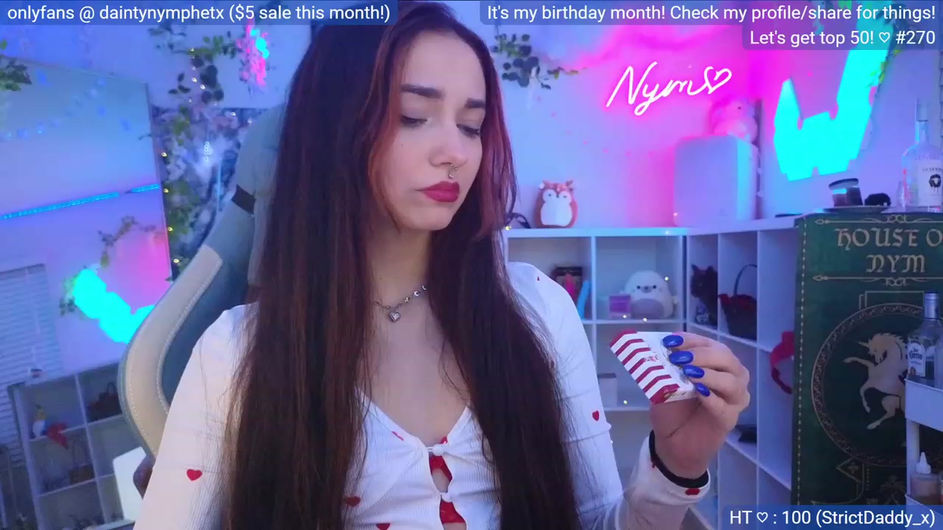 Gallery image thumbnail from BirthdayNym's myfreecams stream on, 12/04/2023, 05:40 image 3 of 20