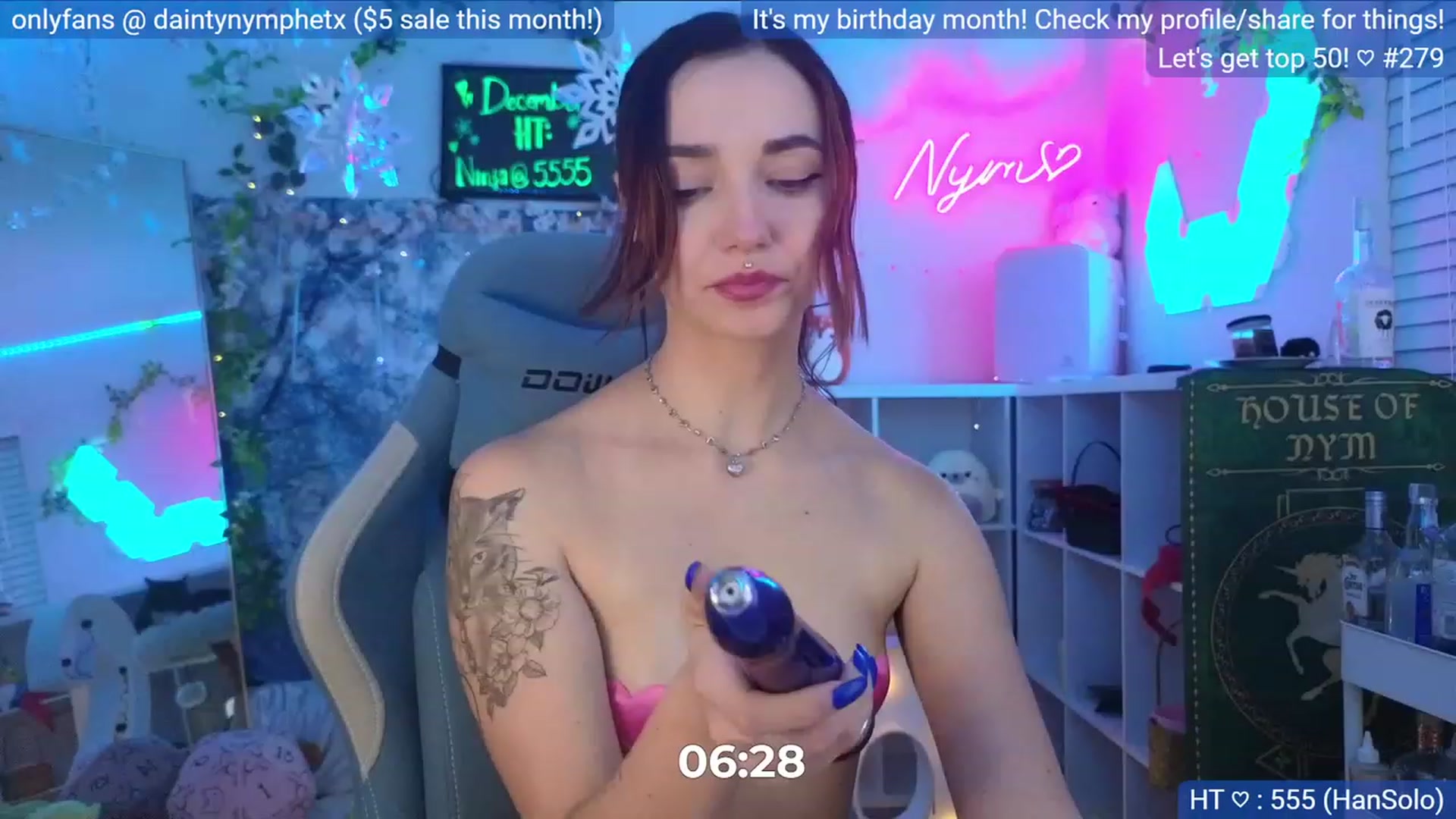 Gallery image thumbnail from BirthdayNym's myfreecams stream on, 12/08/2023, 06:35 image 12 of 20