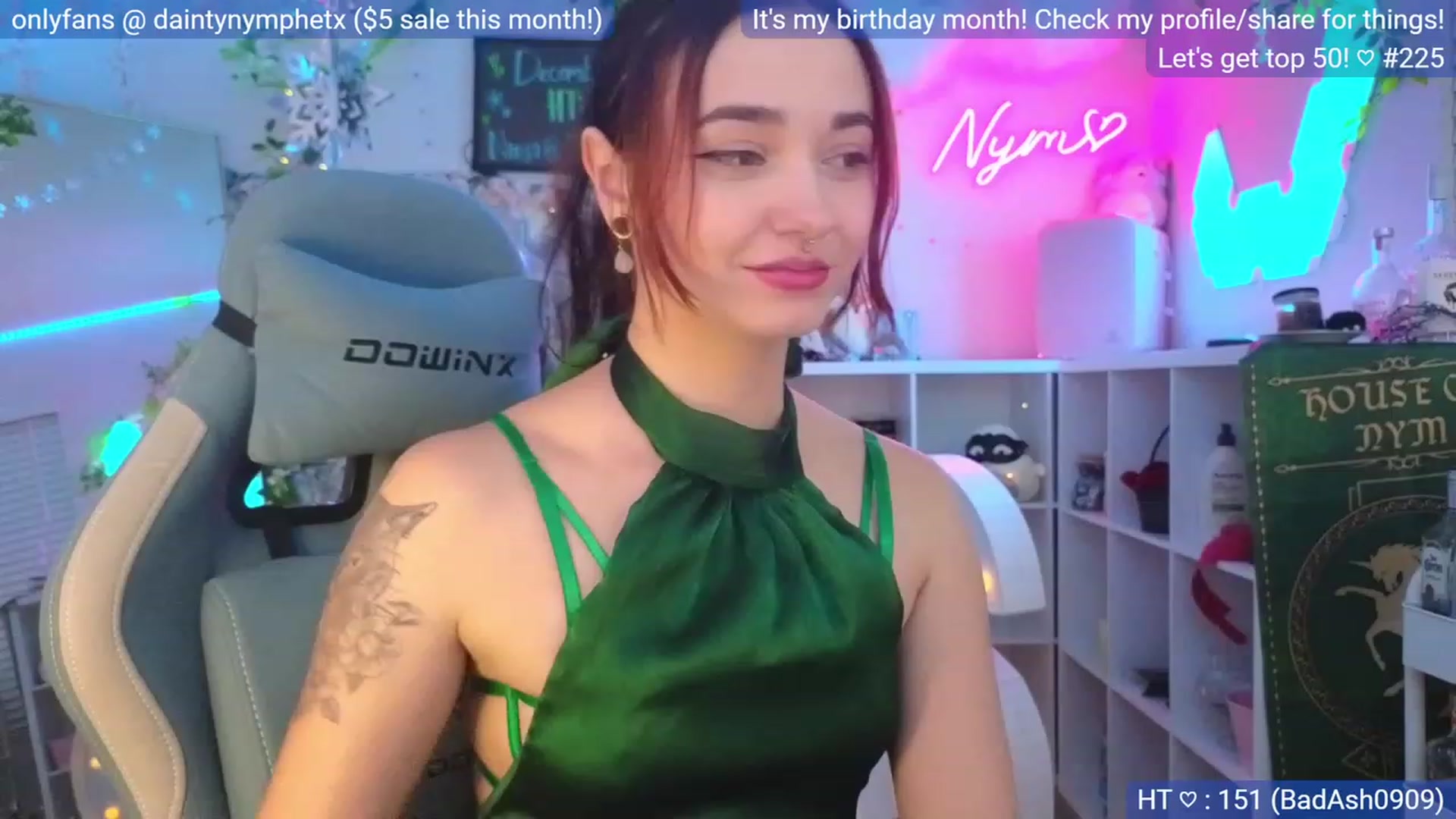 Gallery image thumbnail from BirthdayNym's myfreecams stream on, 12/21/2023, 04:06 image 14 of 20