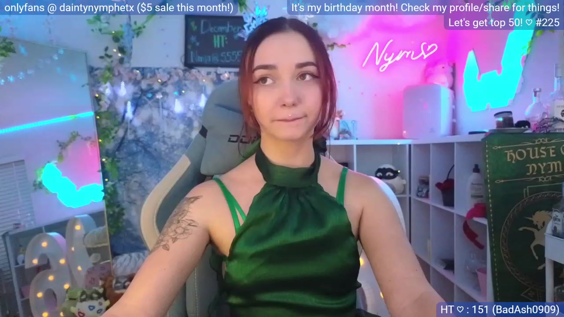 Gallery image thumbnail from BirthdayNym's myfreecams stream on, 12/21/2023, 04:06 image 18 of 20
